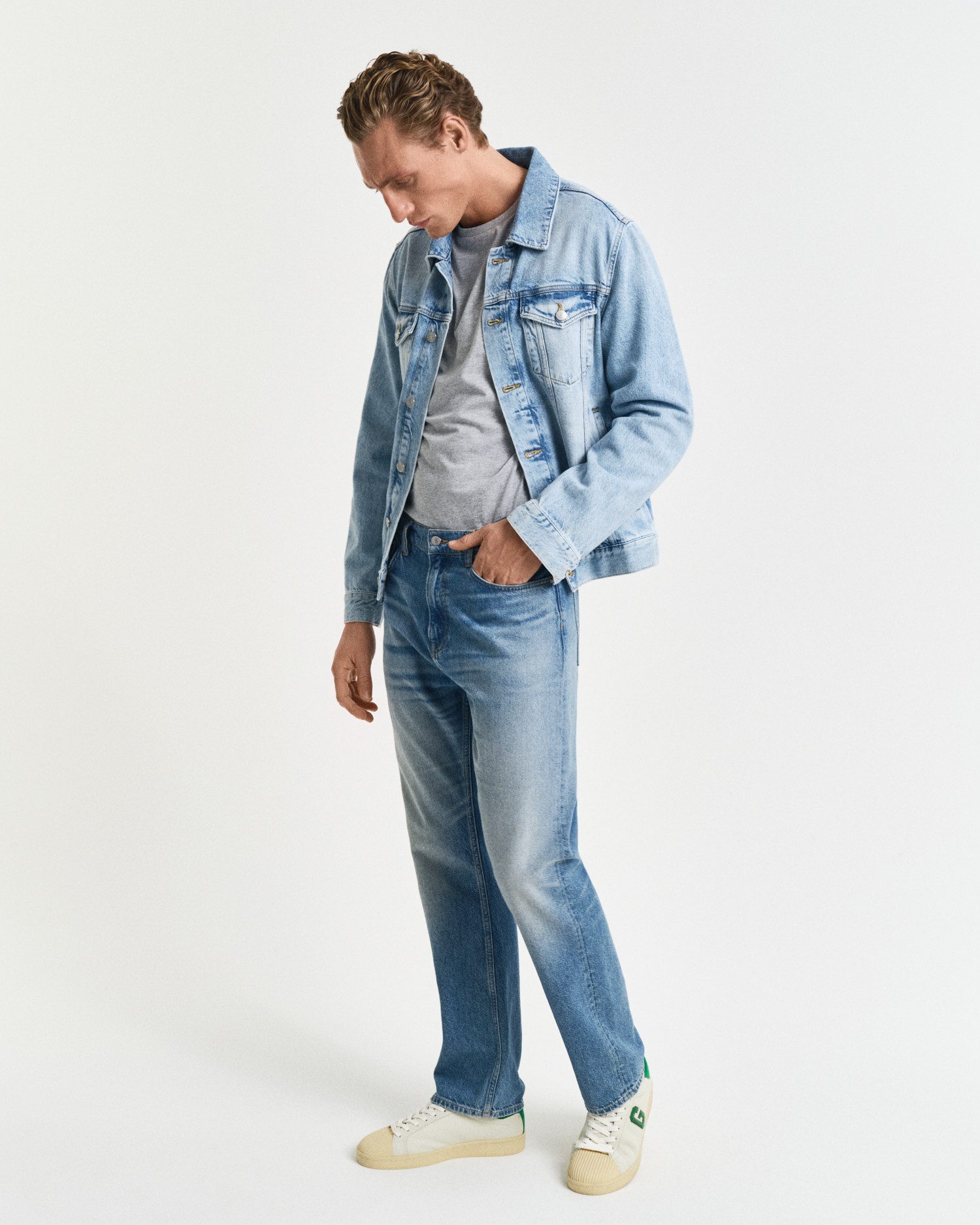 Gant Shirt met lange mouwen REG SHIELD LS T-SHIRT met logoborduursel op borsthoogte