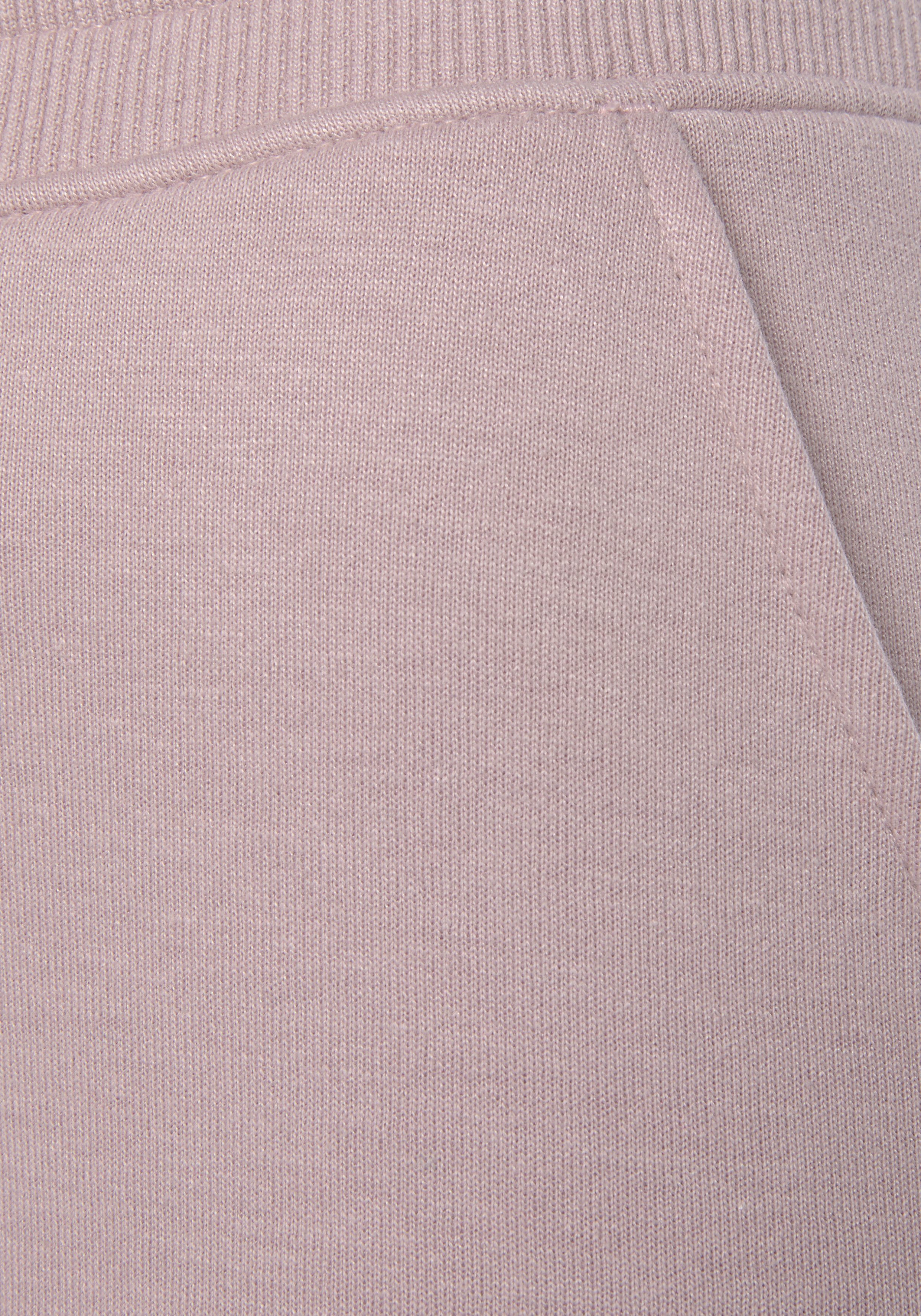Bench. Loungewear Short met logoprint en borduursel