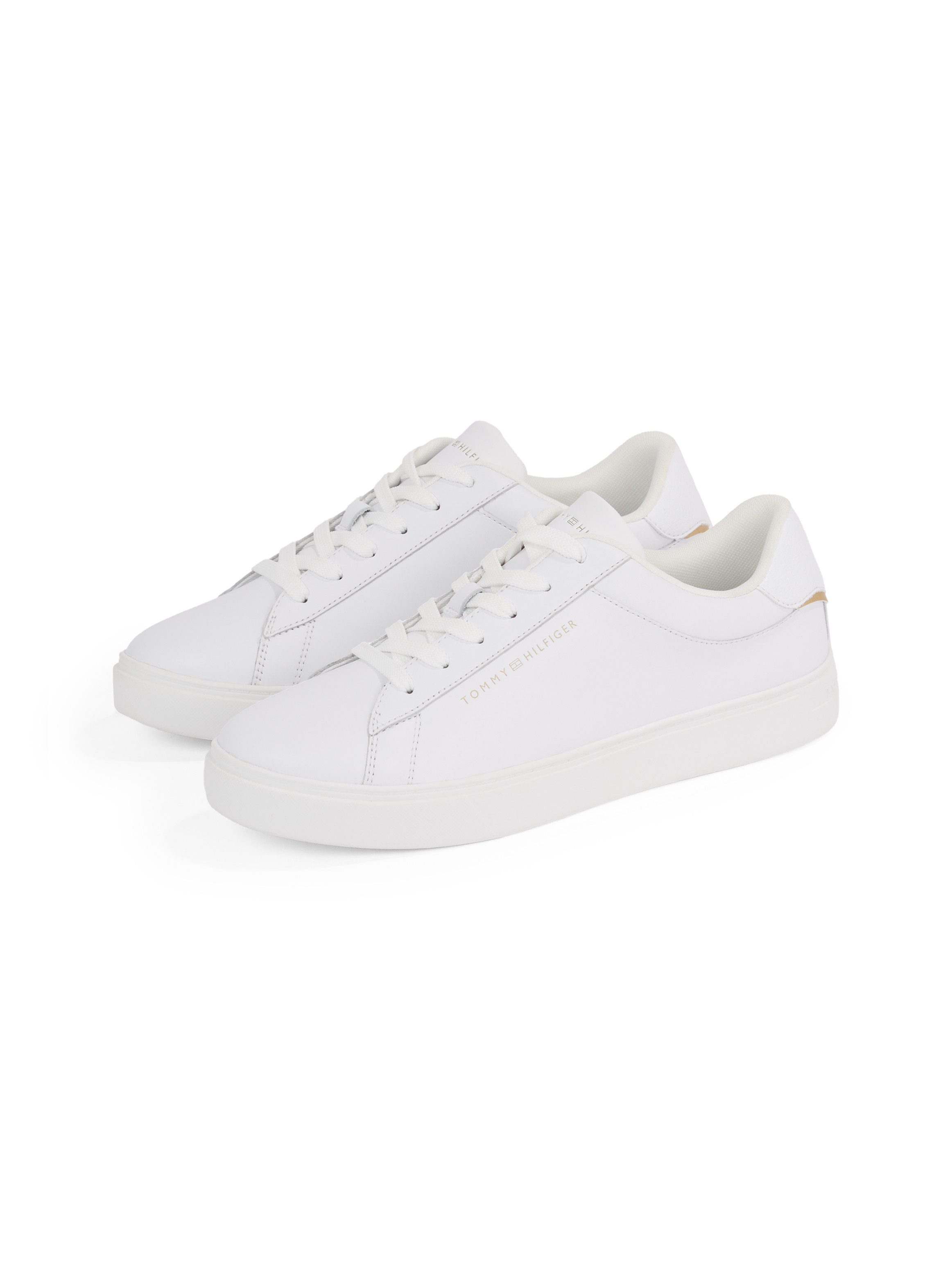 Tommy Hilfiger Plateausneakers ESSENTIAL COURT SNEAKER , vrijetijdsschoen, lage schoen, veterschoen met logo-opdruk
