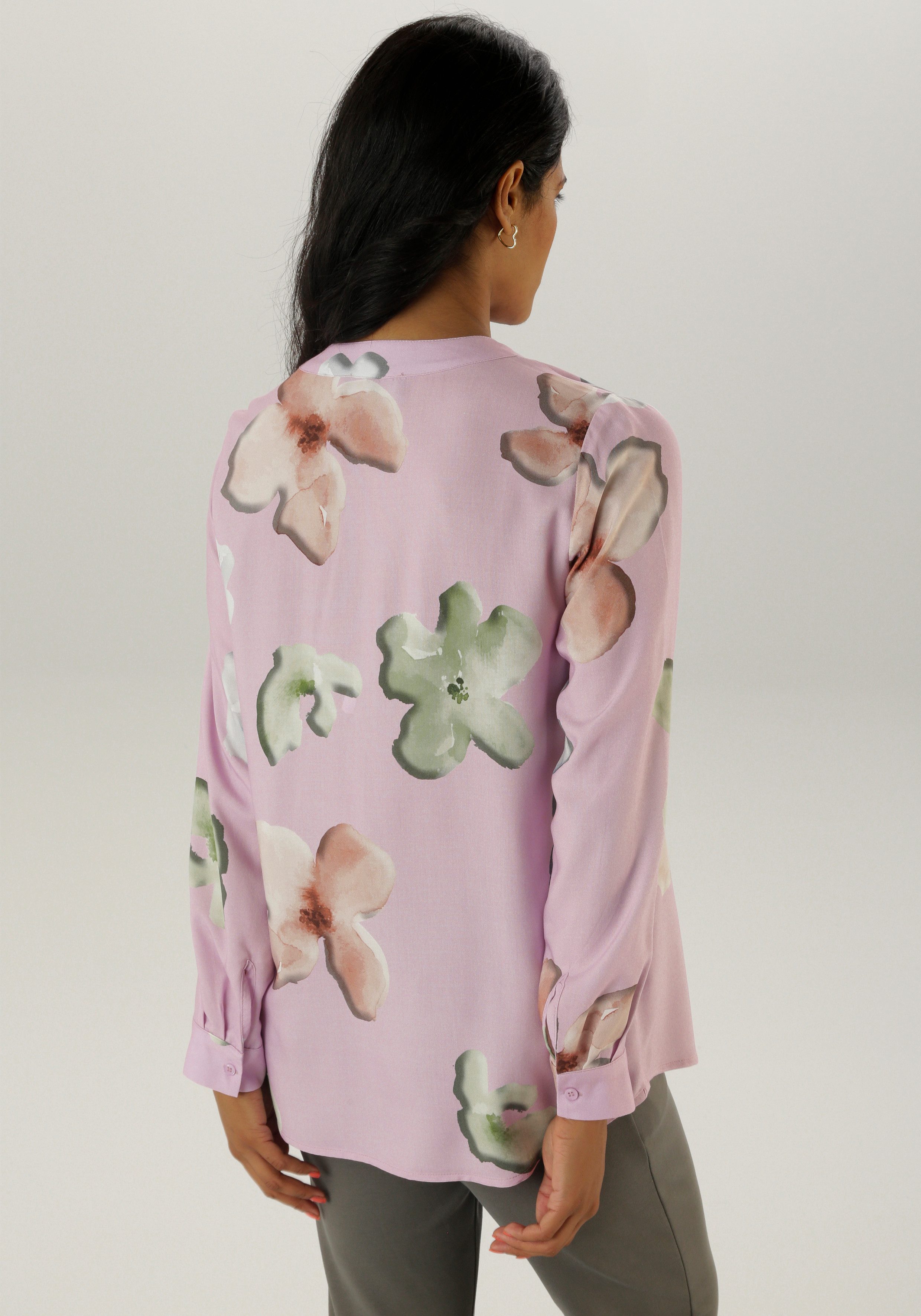 Aniston SELECTED Blouse zonder sluiting met expressieve en schilderachtige bloemenprint