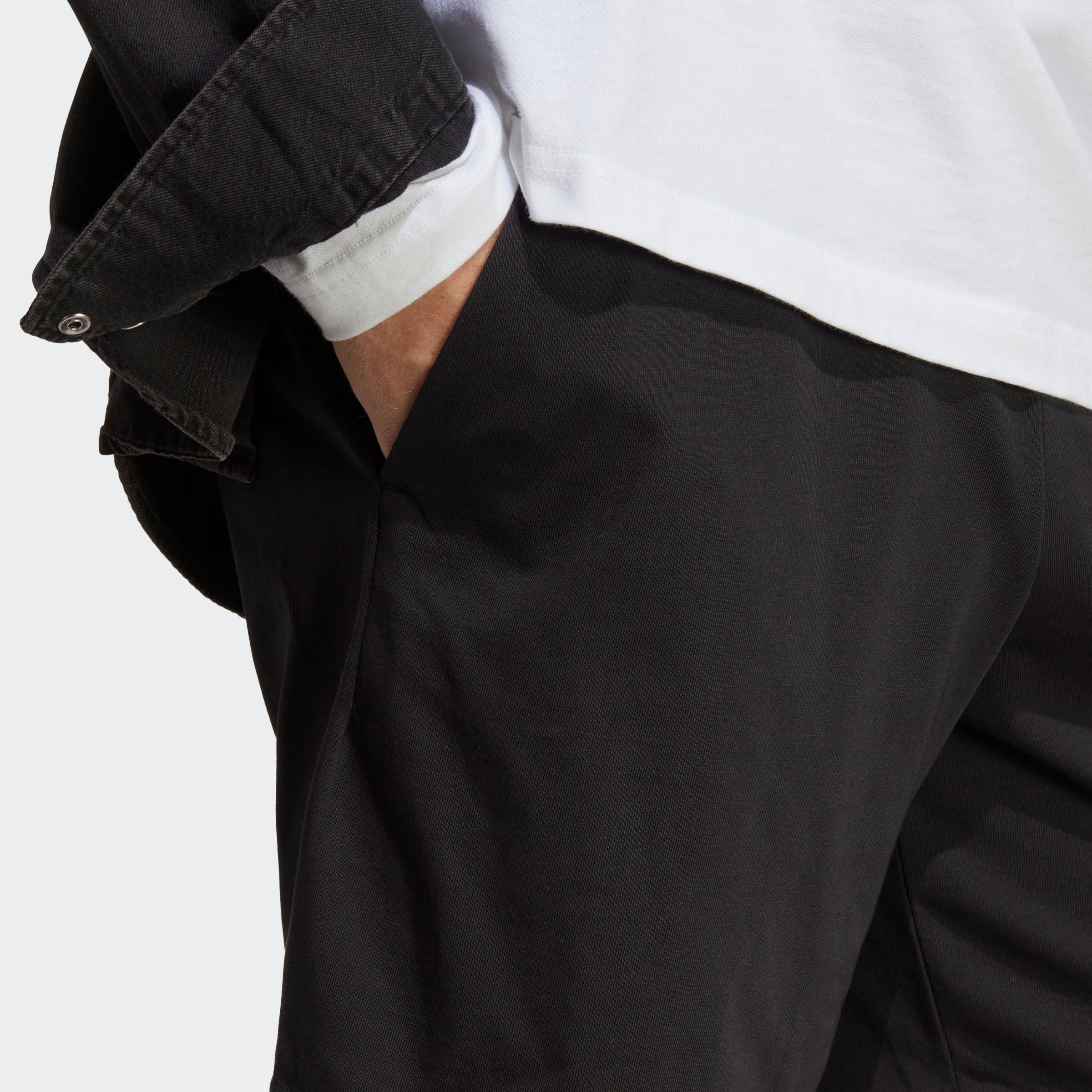 adidas Sportswear Short ESSENTIALS LOGO (1-delig)