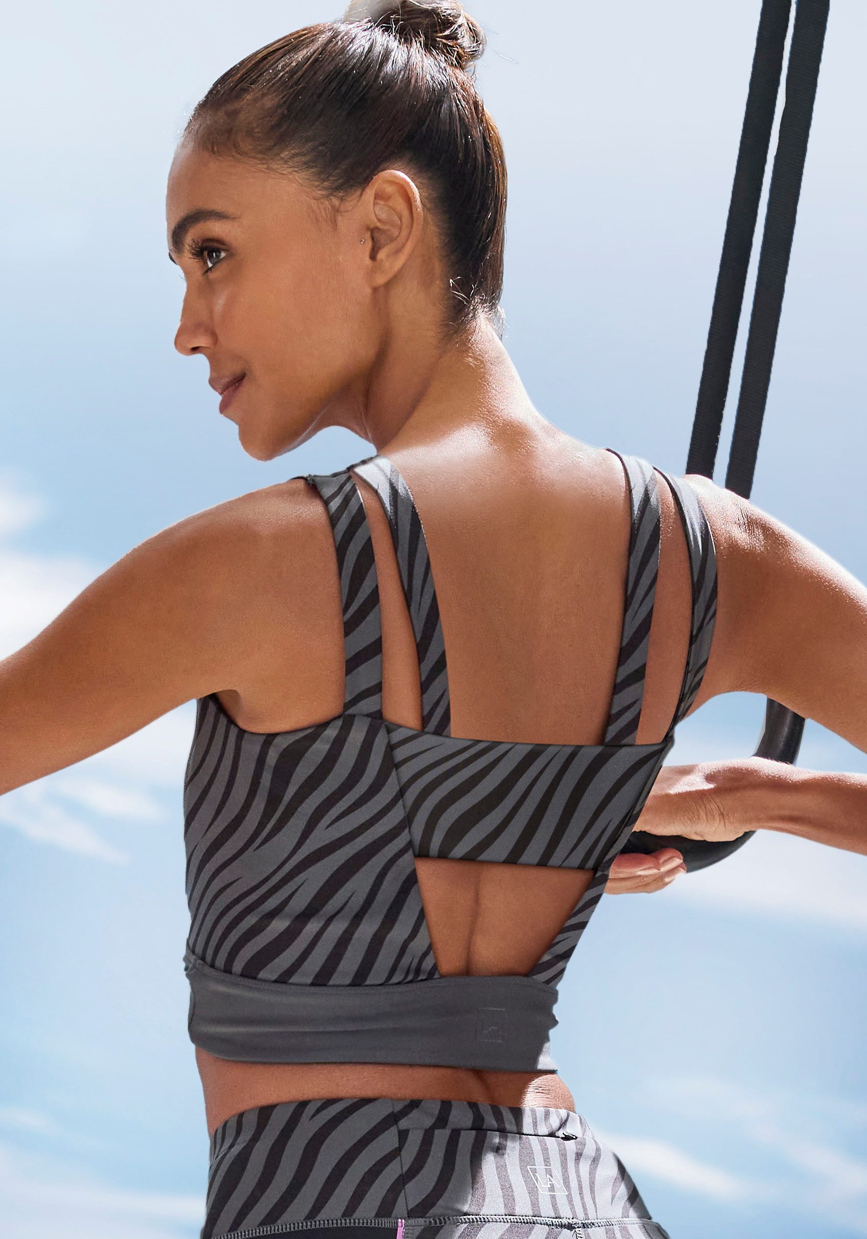 active by Lascana Crop-top -Sporttop, Kort topje dames tops maat XS (32/34) zwart
