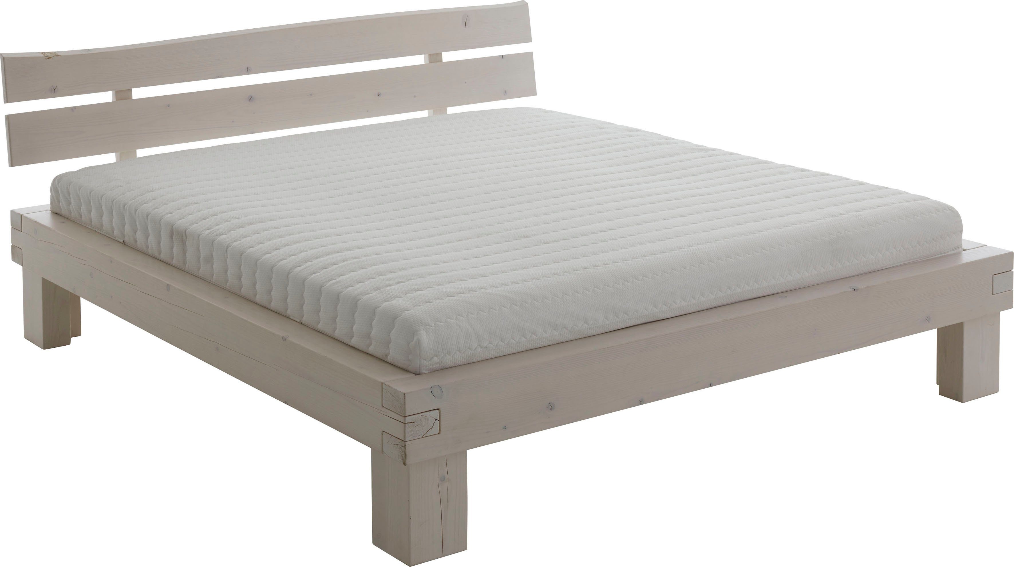 Relita Futonbed Bellmund gemaakt van massief vuren in white wash met natuurlijke houtnerf