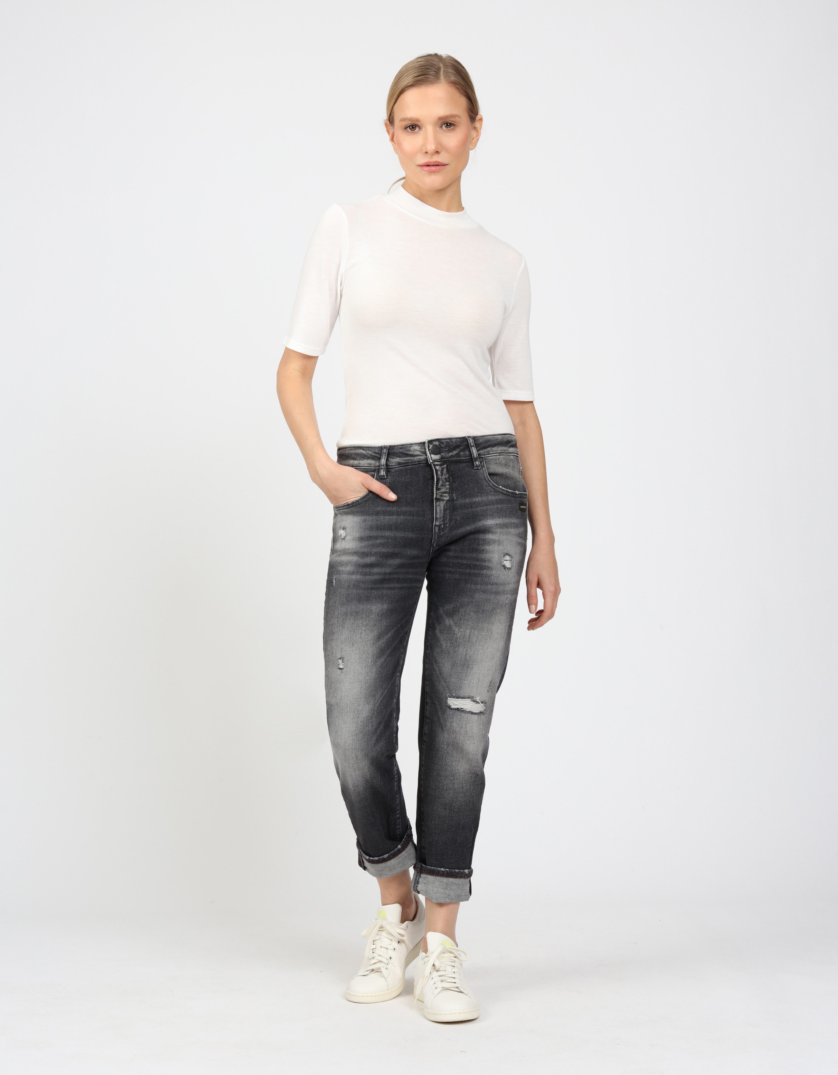 GANG Boyfriendjeans 94NADIA 5-pocketsstijl met ritssluiting en knoop