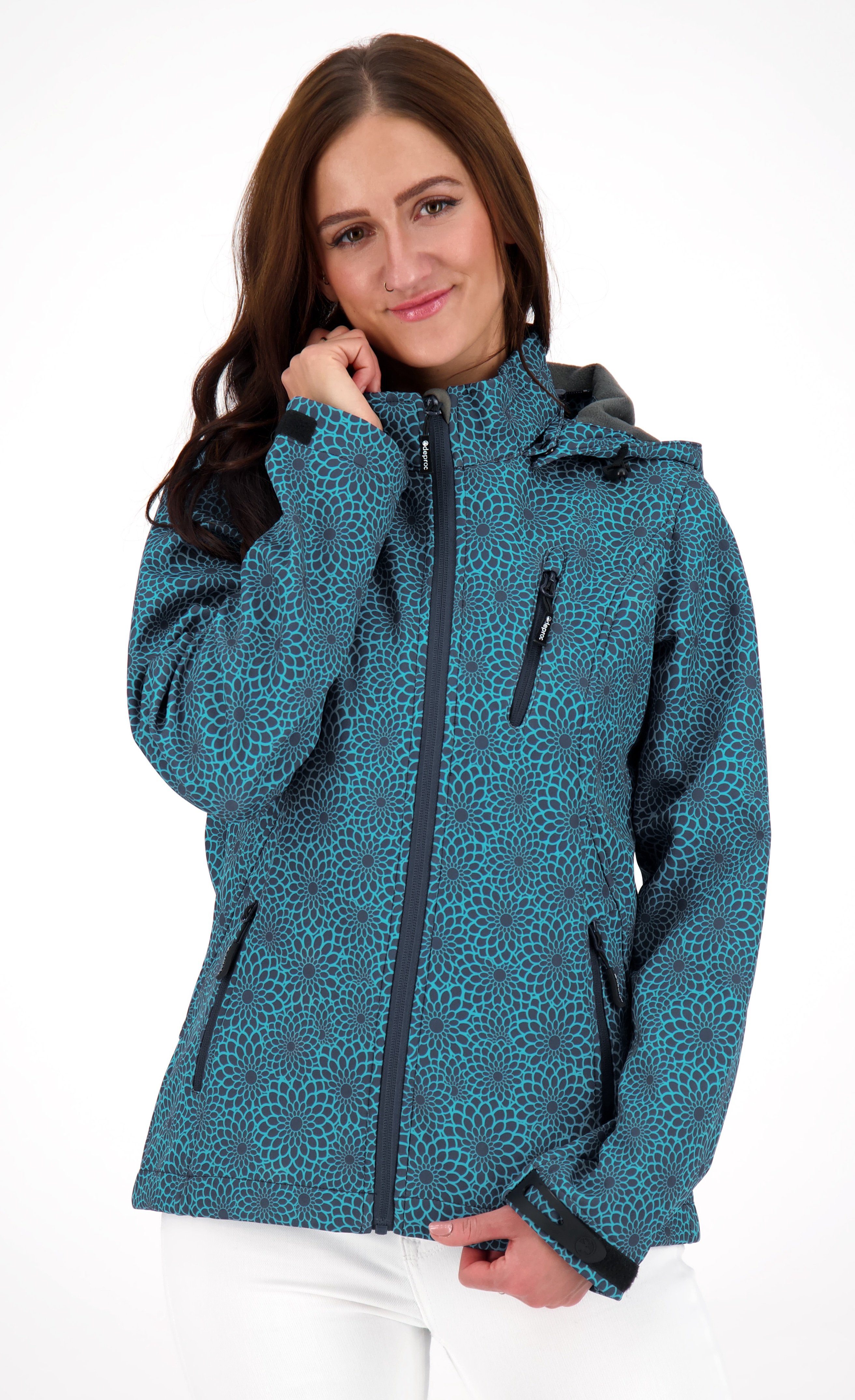DEPROC Active Softshell-jack SHELBY PEAK DC licht softshell-jack met all-over-print en afneembare capuchon
