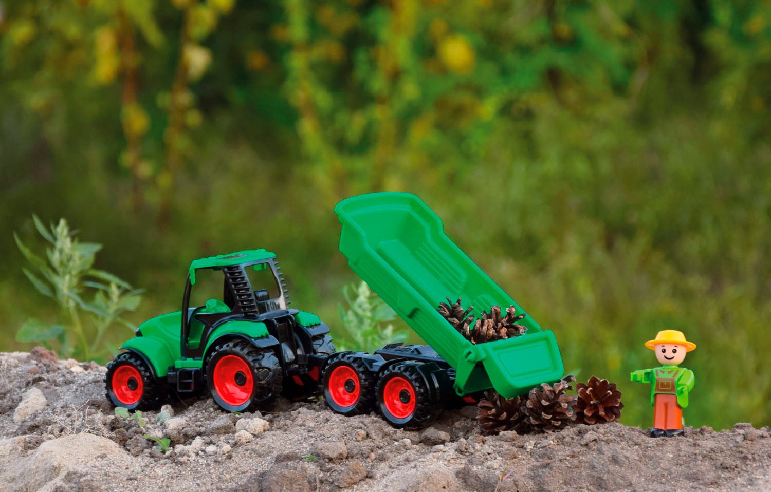 Lena® Speelgoed-tractor Truckies met hanger, inclusief speelfiguur, made in europe