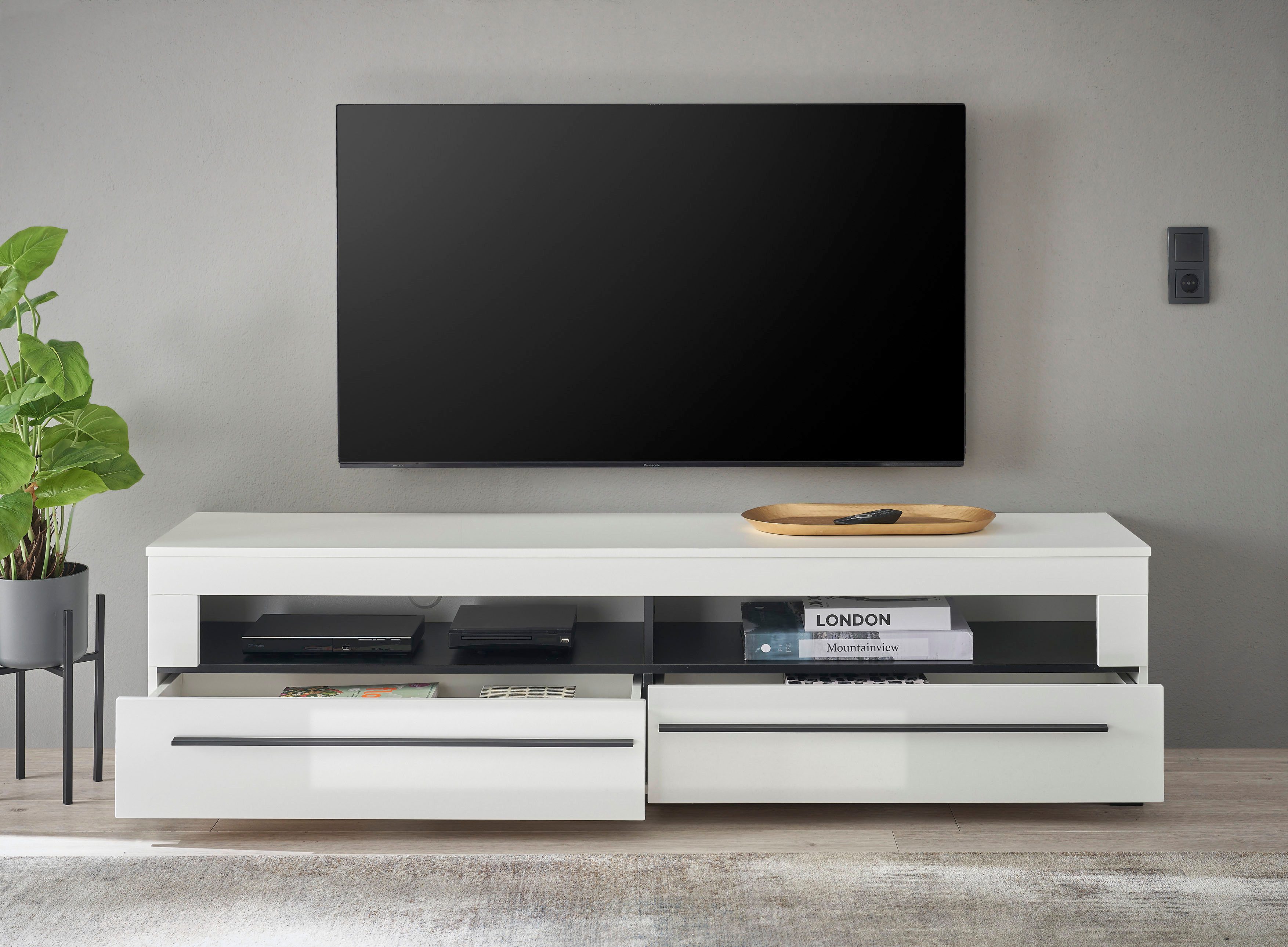 INOSIGN Tv-meubel Modern TV-meubel, commode in Eiken Evoke of wit zwarte stanggreep, voldoende opbergruimte, veelzijdig inzetbaar