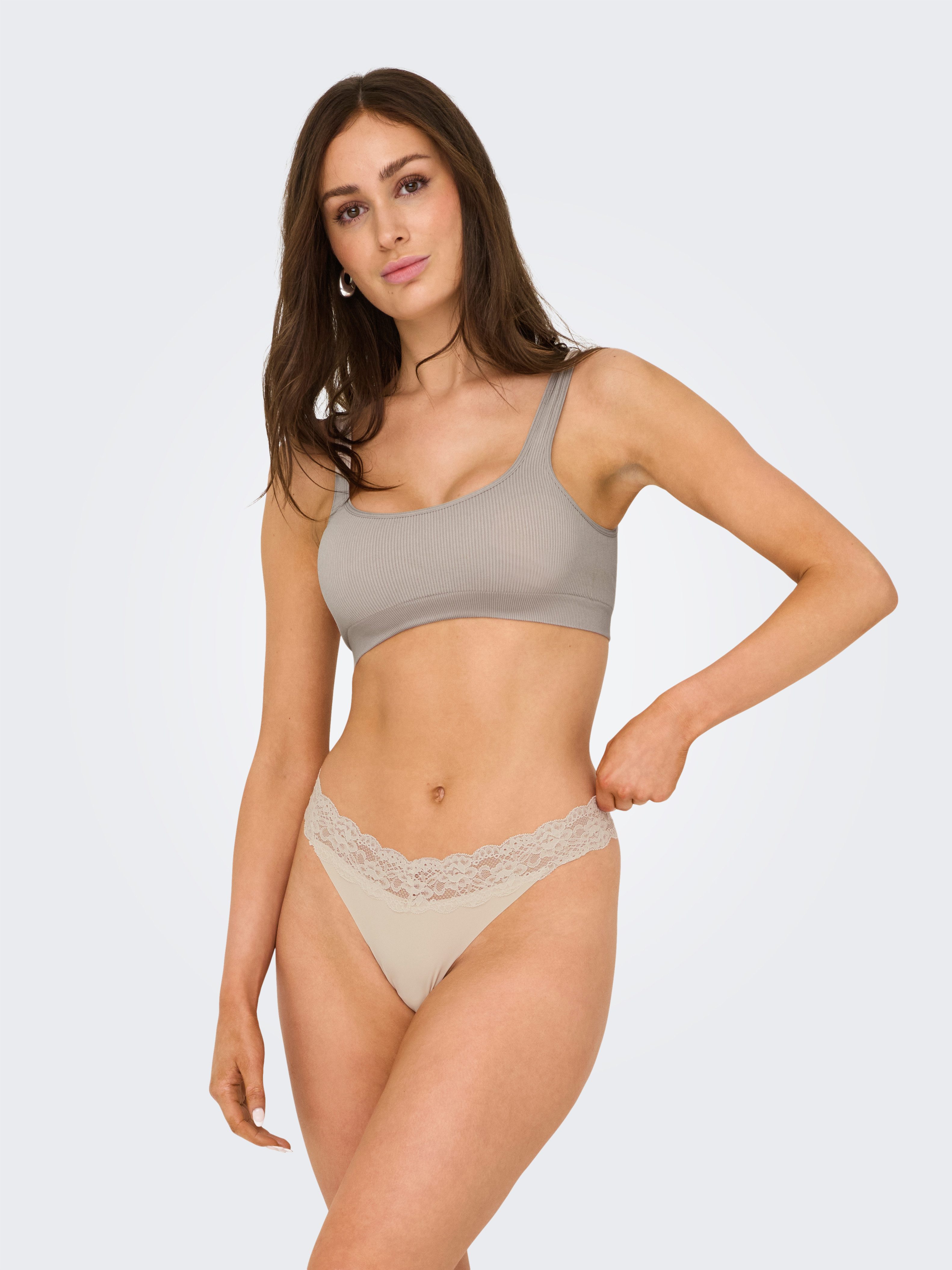 Only Tanga ONLCHLOE LACE S.S THONG 3-PACK ACC (set, 3 stuks)