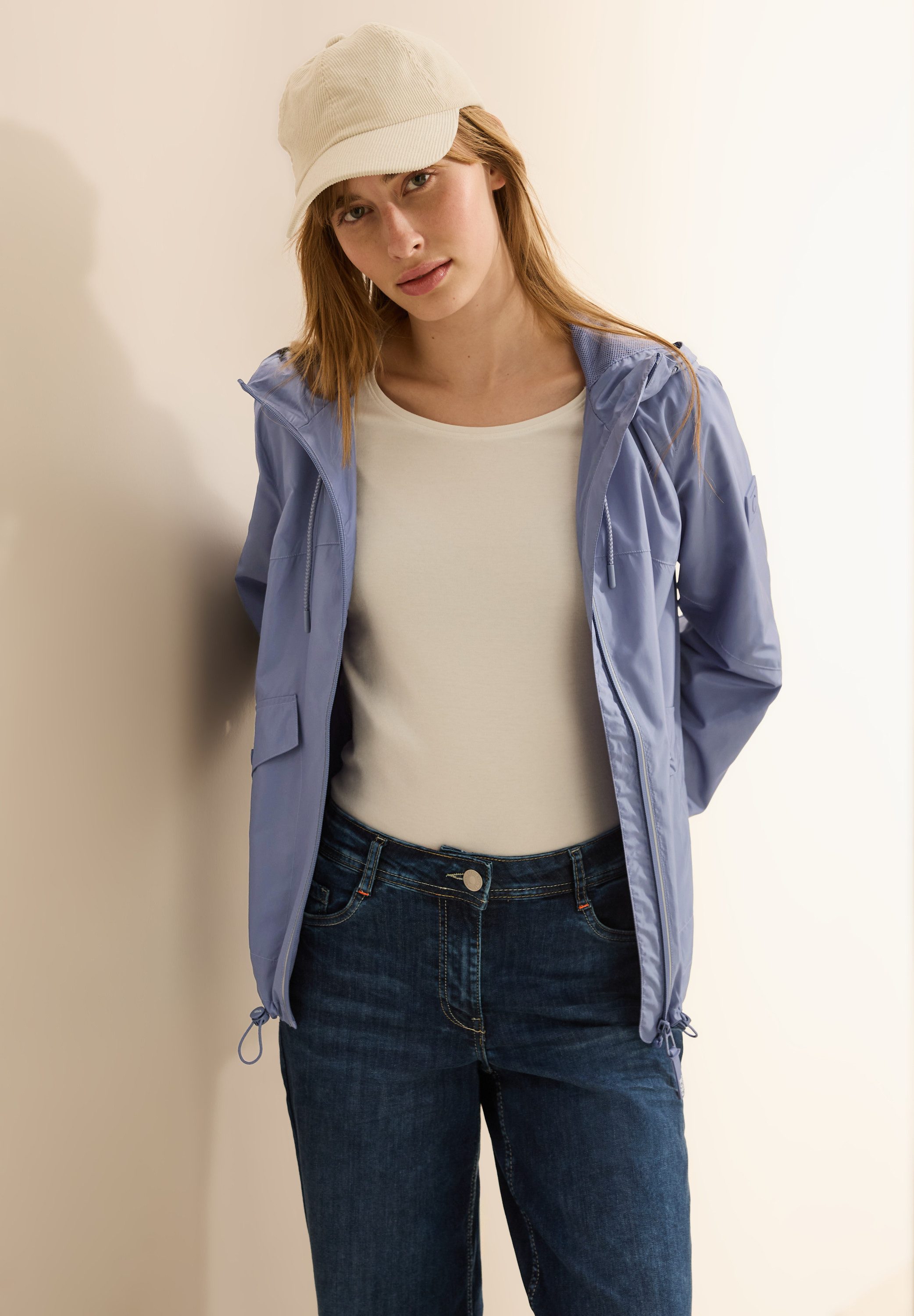 Cecil Windbreaker met capuchon en rijgkoord