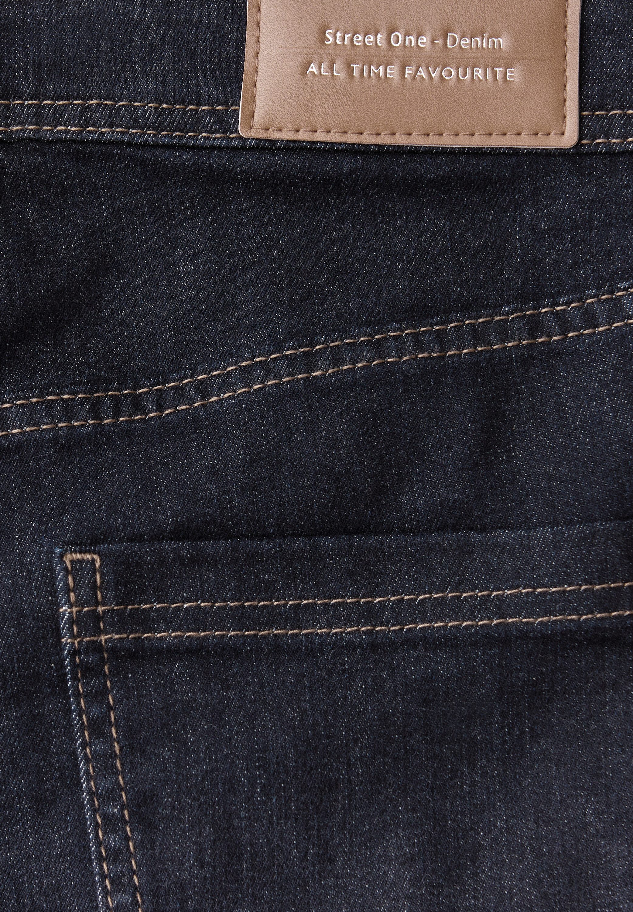 STREET ONE Bootcut jeans in moderne rinsed look, met stretch