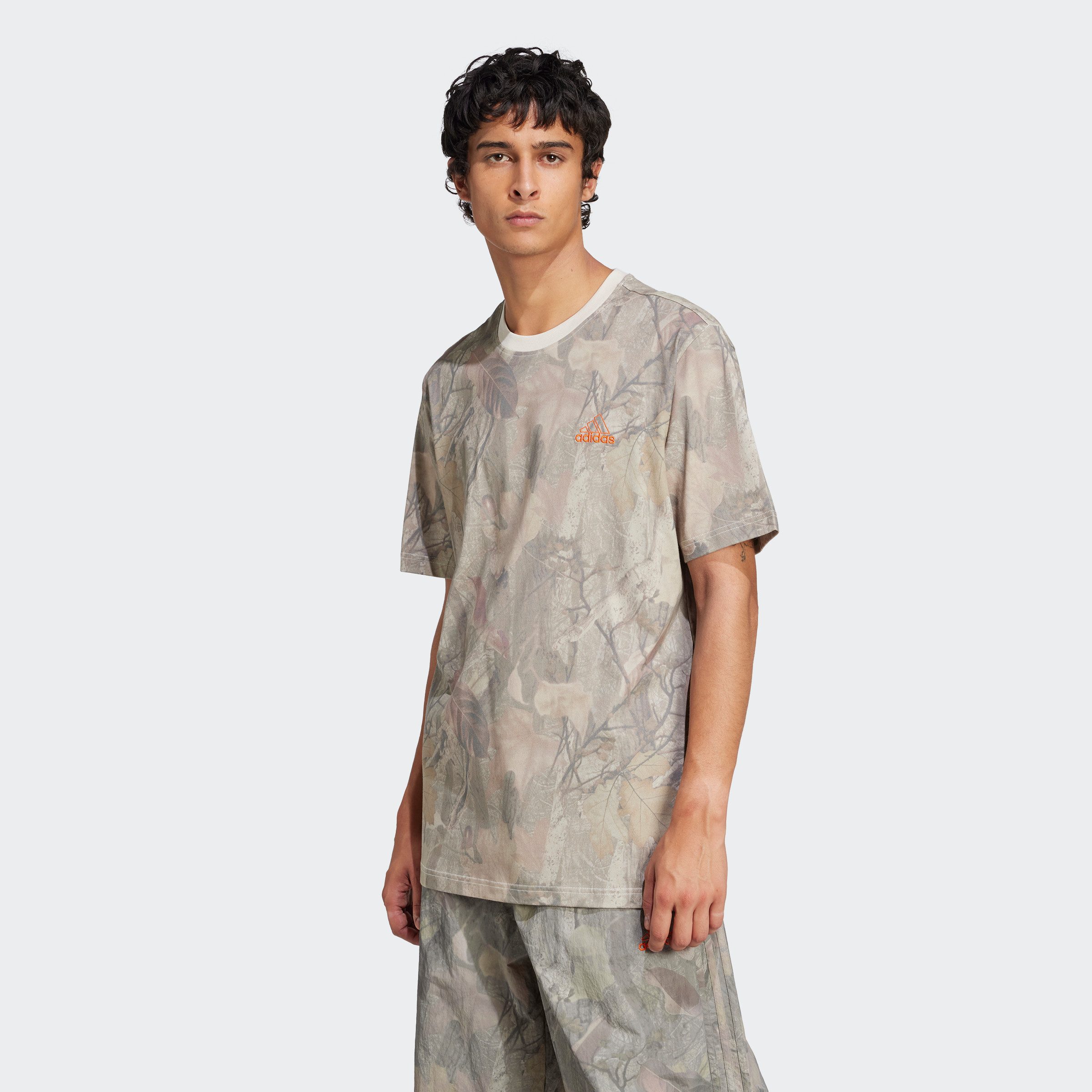 adidas Originals T-shirt Camo Tee heren t-shirts maat XL beige