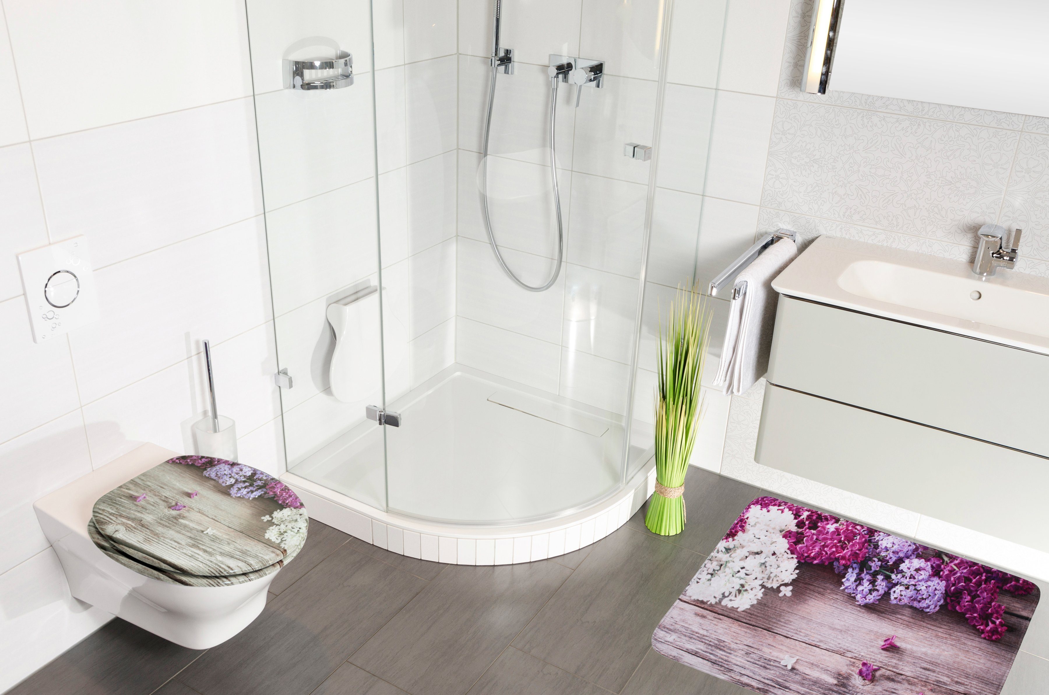 Sanilo Set badkameraccessoires Lila bestaand uit toiletzitting, badmat en wastafelplug (complete set, 3-delig)