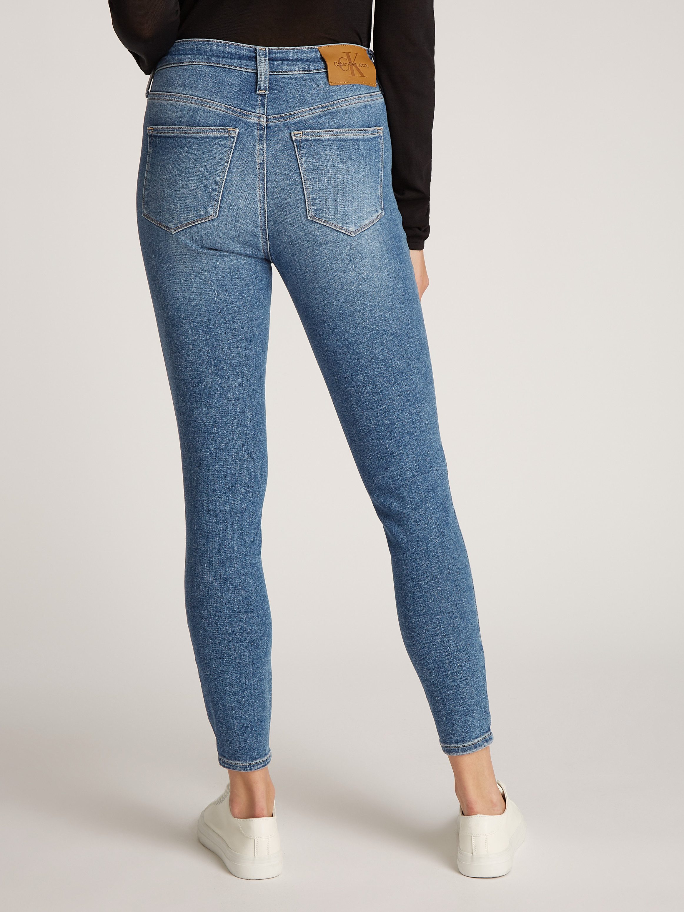 Calvin Klein Skinny fit jeans HIGH RISE SUPER SKINNY ANKLE met stone-wash look met muntzakje