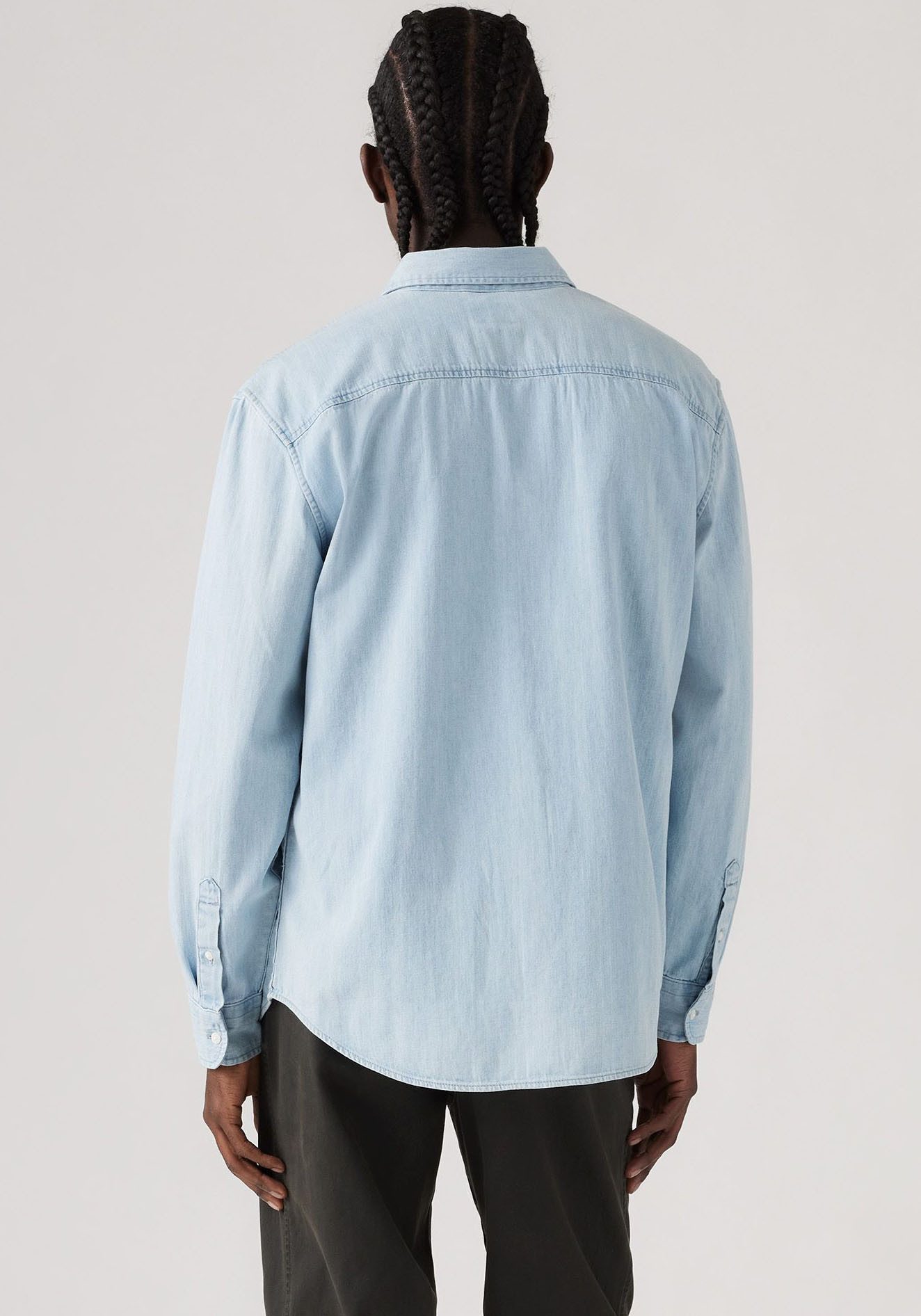 Levi's Overhemd met lange mouwen AUTHENTIC BUTTON DOWN met ton-in-ton logo-borduursel op de borst