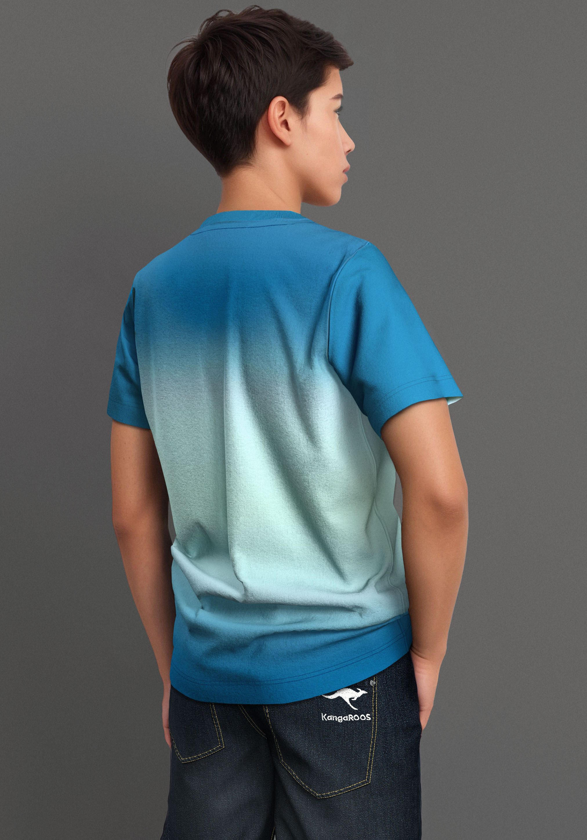 DELMAO T-shirt Verloopshirt , batik-look, elk shirt valt uniek