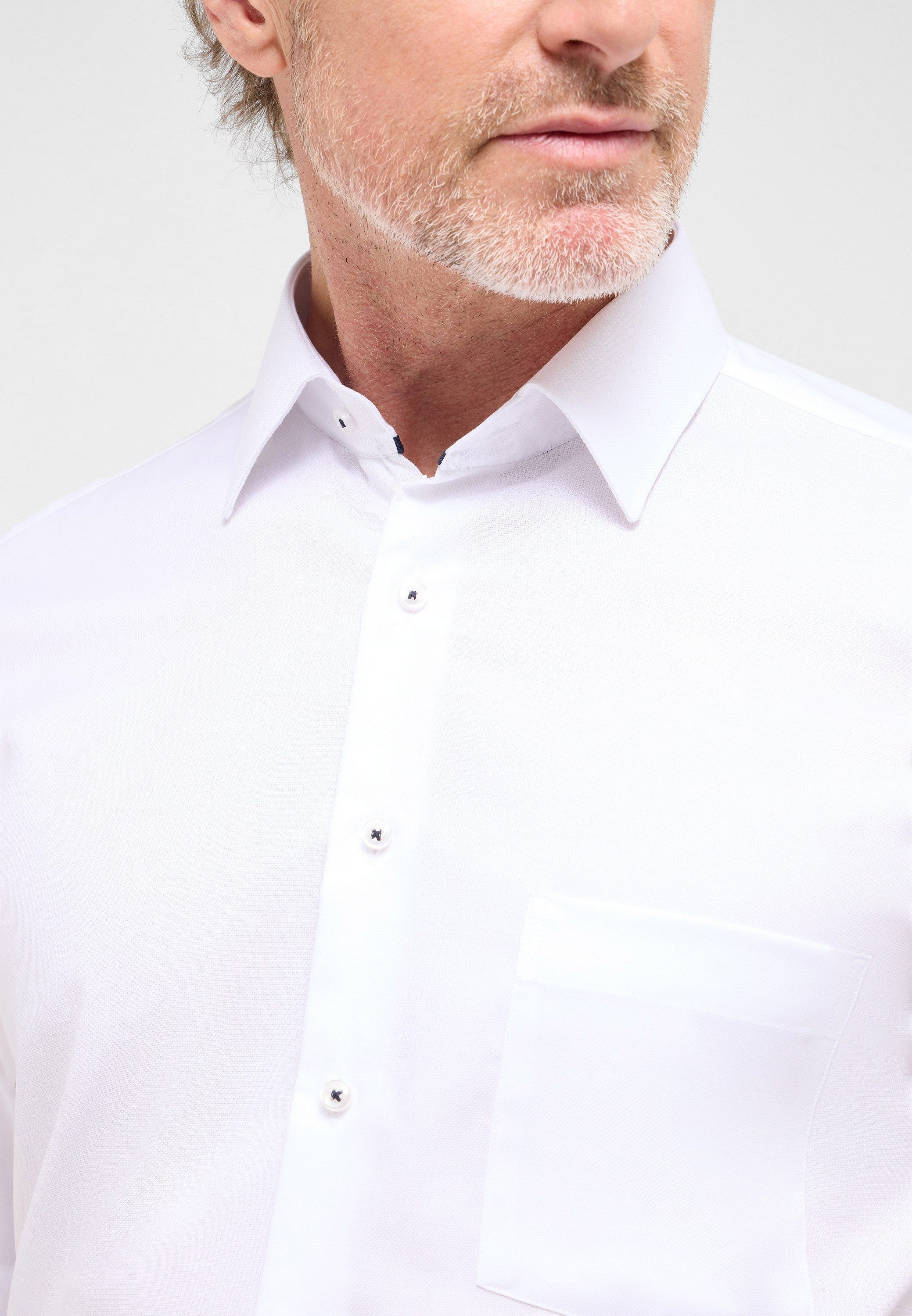 Eterna Overhemd met korte mouwen MODERN FIT NON IRON (strijkvrij)