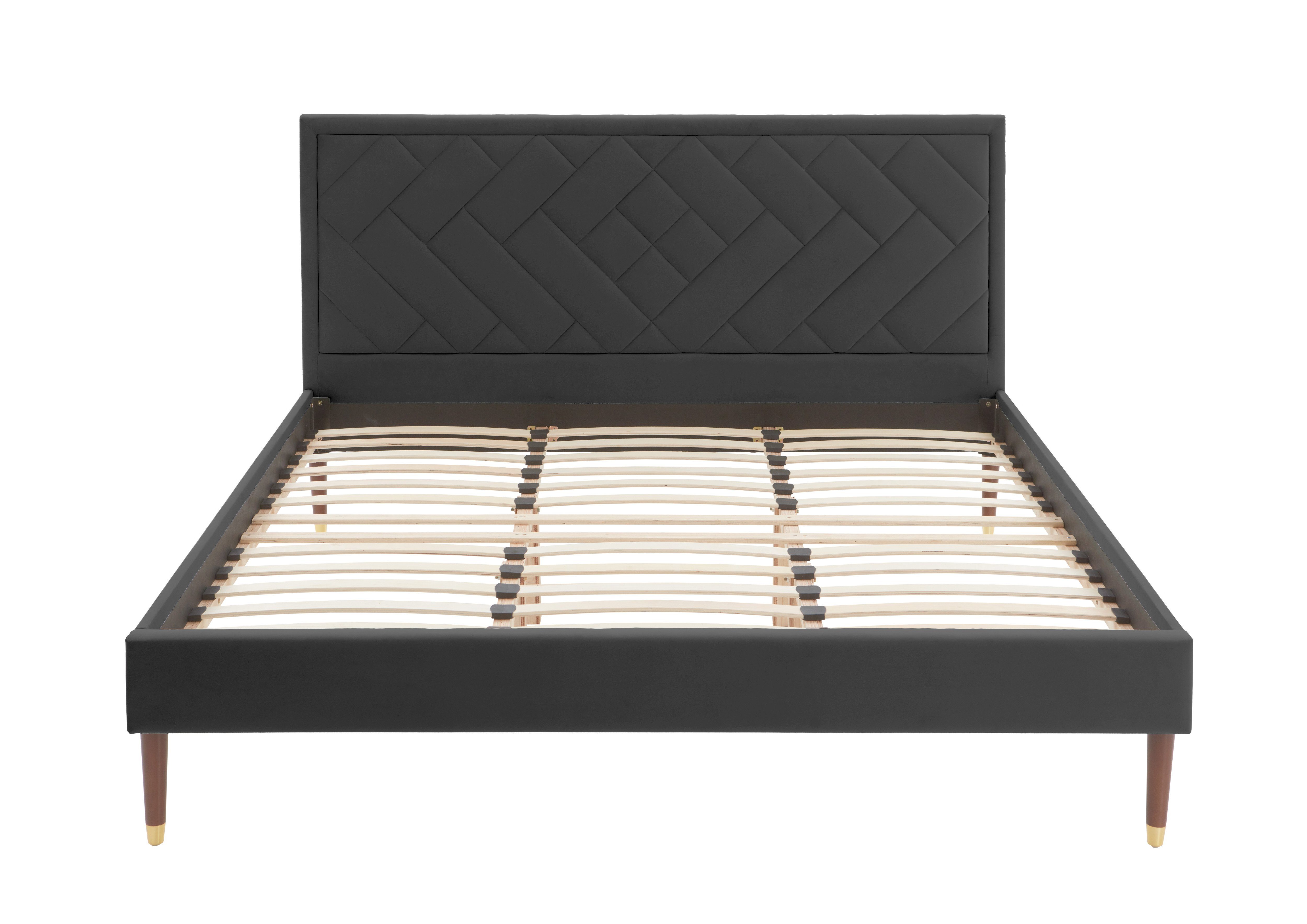 ATLANTIC home collection Gestoffeerd bed Nicola met hoge bodemvrijheid inclusief lattenbodem