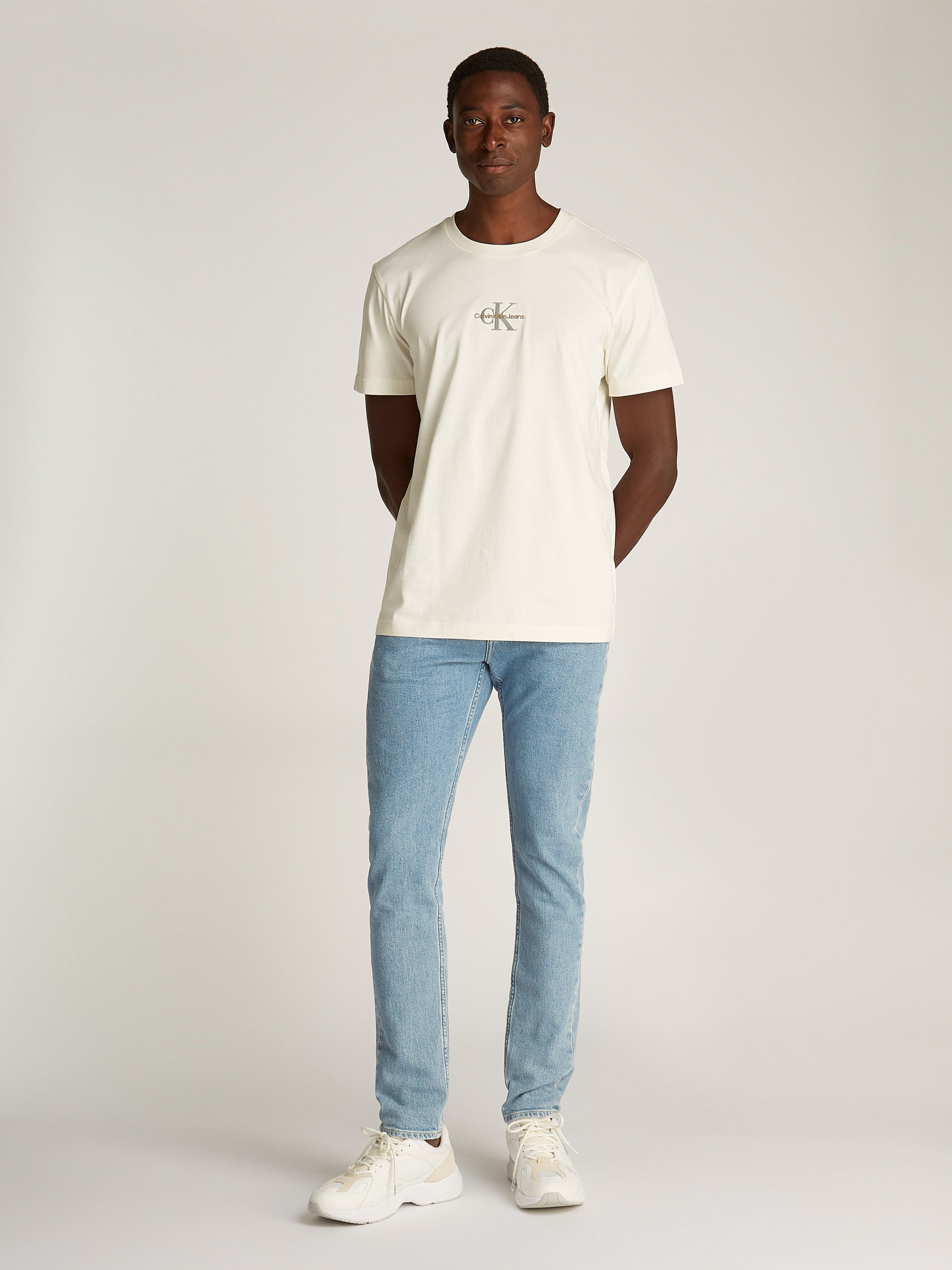 Calvin Klein T-shirt MONOLOGO TEE met een logo-opschrift