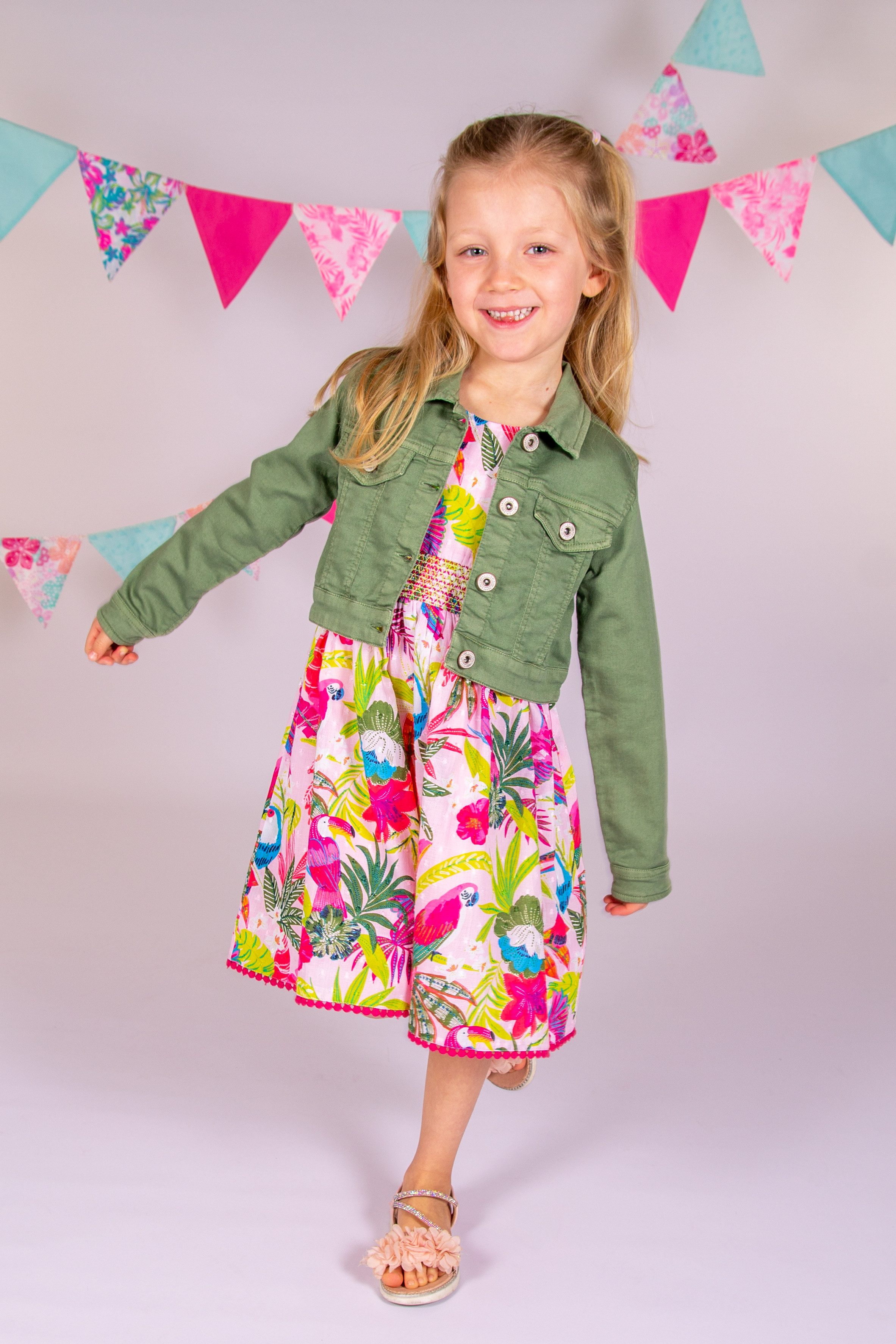 happy girls Zomerjurk
