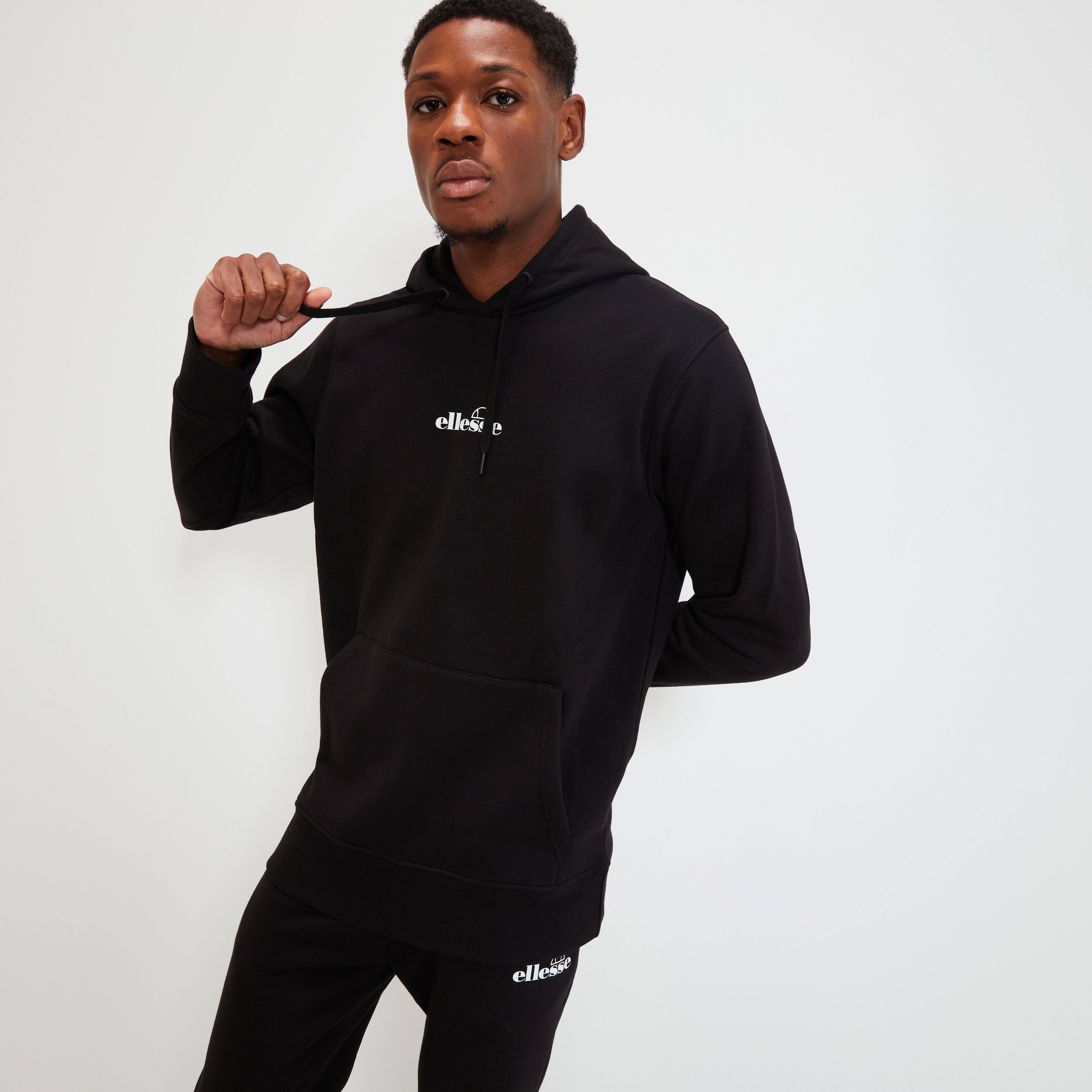 ellesse Sweatshirt PERSHUTA OH HOODY heren sweaters maat XS zwart