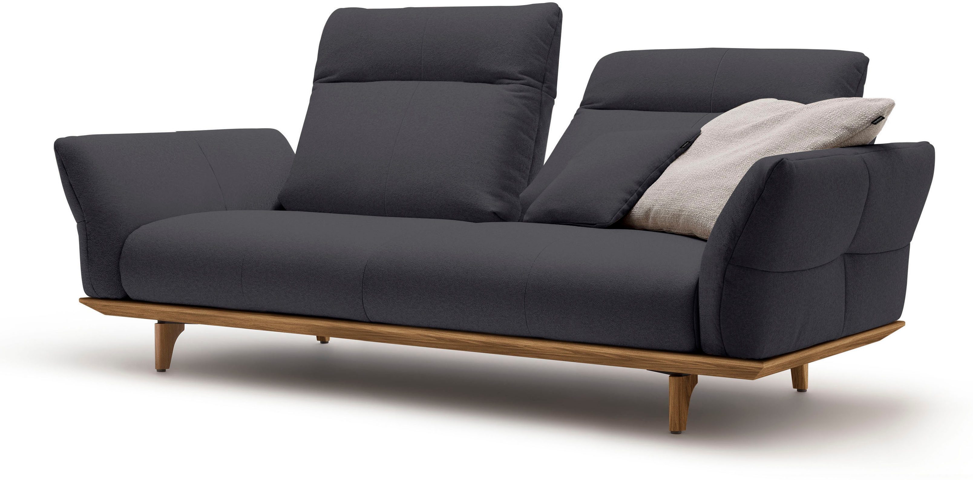 Creation BY ROLF BENZ 3-zitsbank Hs.460 Onderstel in walnotenhout, walnotenhouten poten, breedte 208 cm