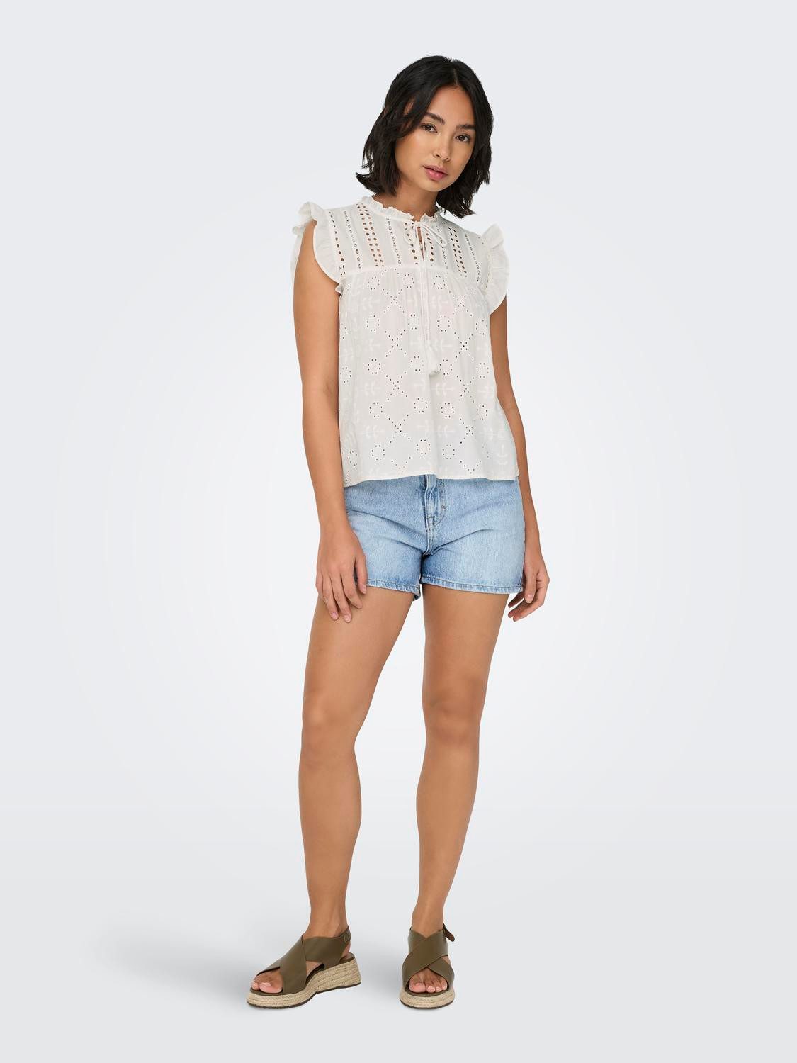 Only Shirt met broderie anglaise