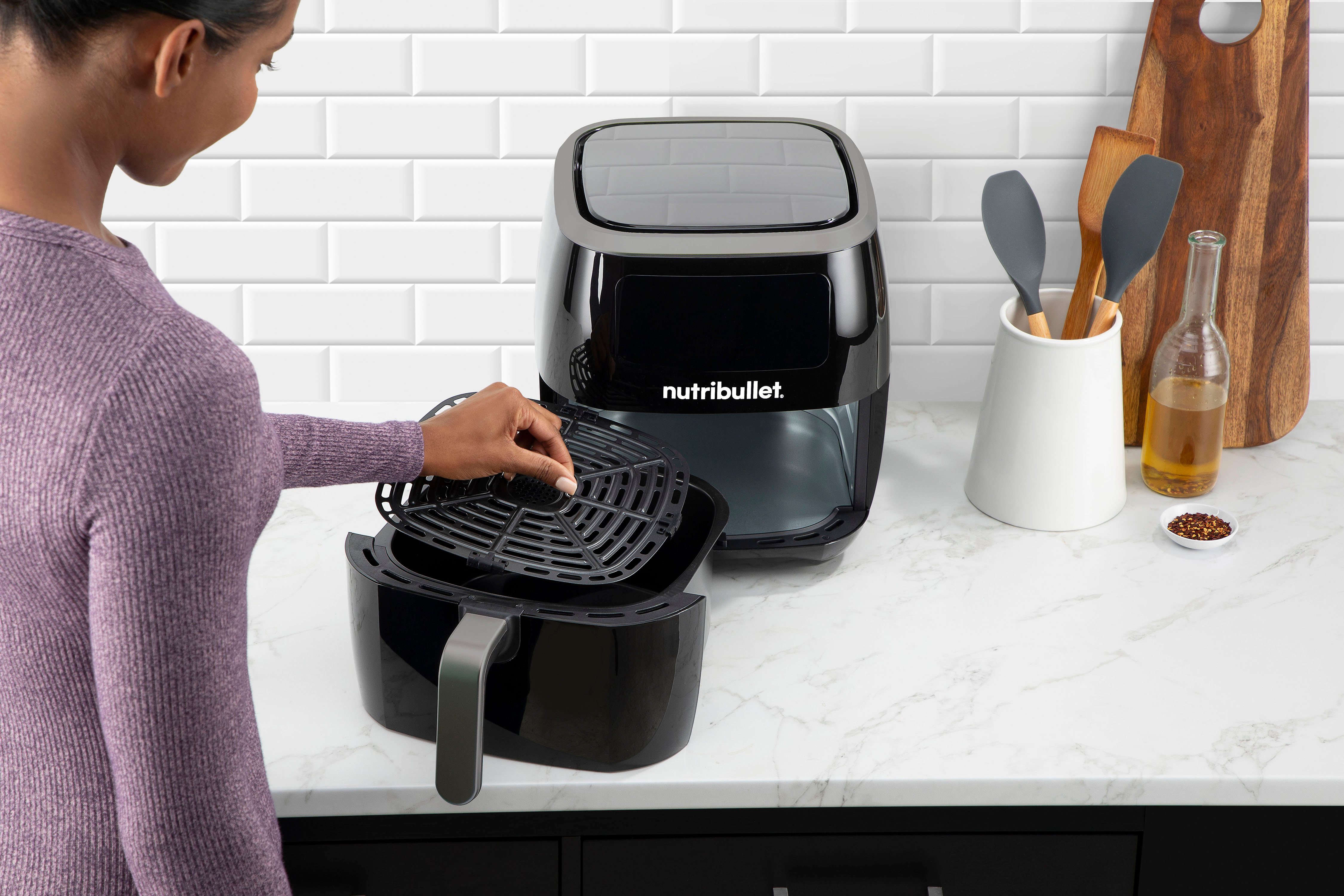 Nutribullet Airfryer NBA071B, großes Fassungsvermögen 7L