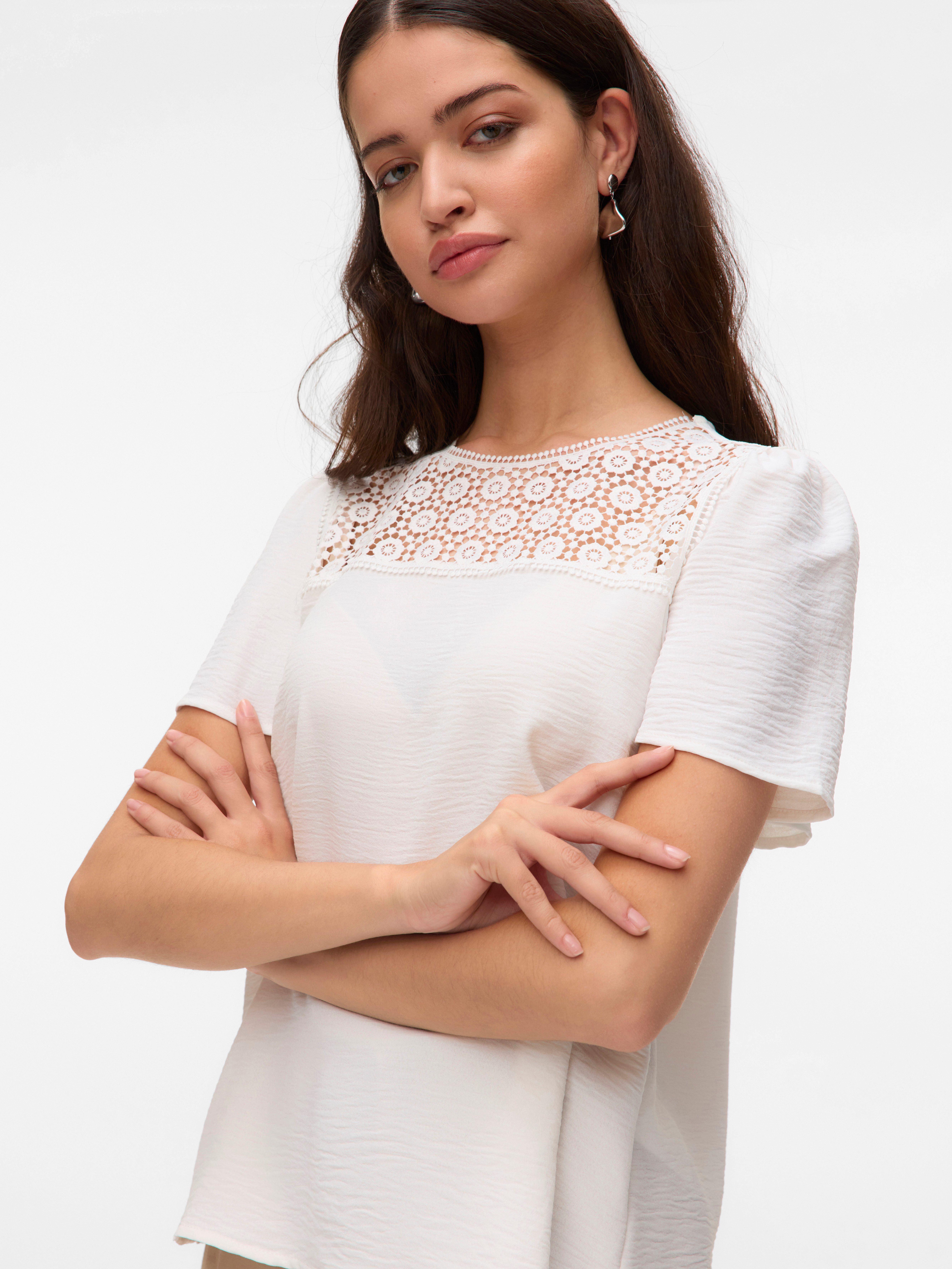 Vero Moda Top VMALVA CROCHET SS TOP WVN GA
