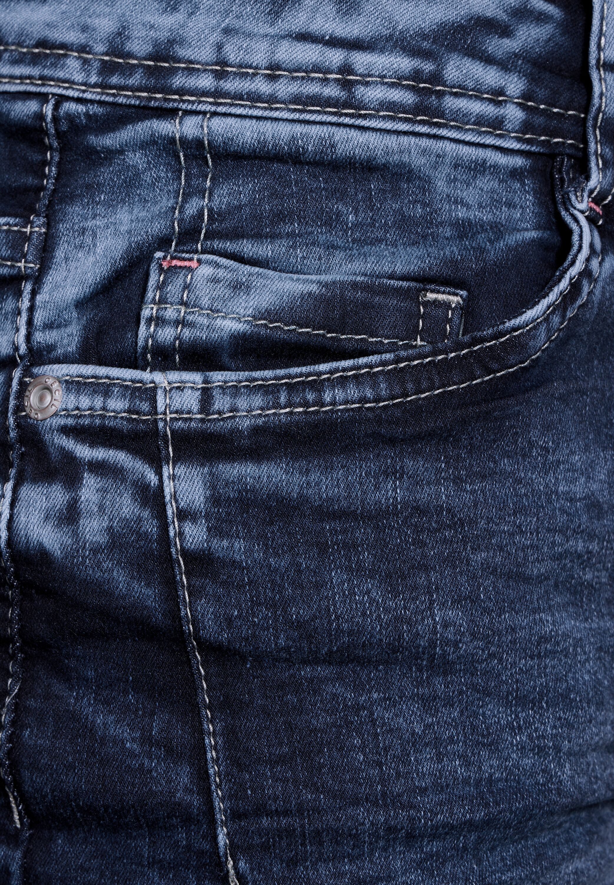 Cecil Bootcut jeans Stijl Toronto in donkerblauwe wassing