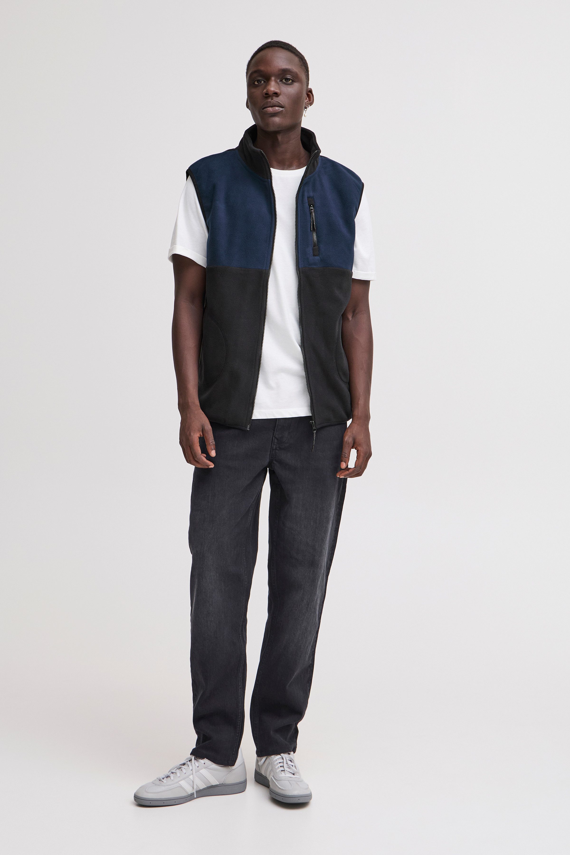 Blend Mouwloos fleecevest BHBROOKS Vest in colourblocking-stijl