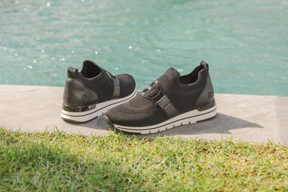 Remonte Slip-on sneakers , vrijetijdsschoen, lage schoen, slipper met elastische band aan de schacht