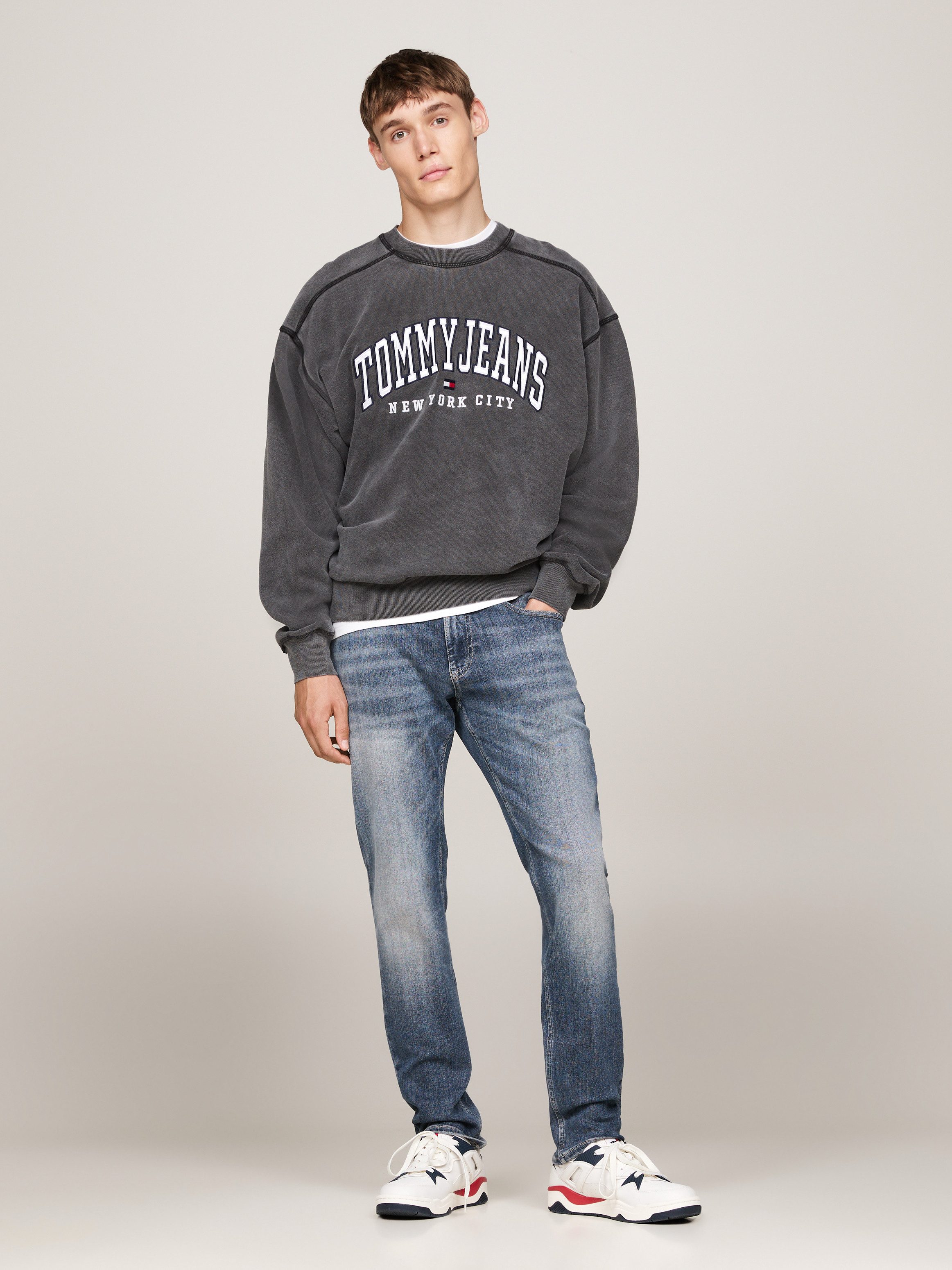 TOMMY JEANS Slim fit jeans SCANTON SLIM met gestempeld logo