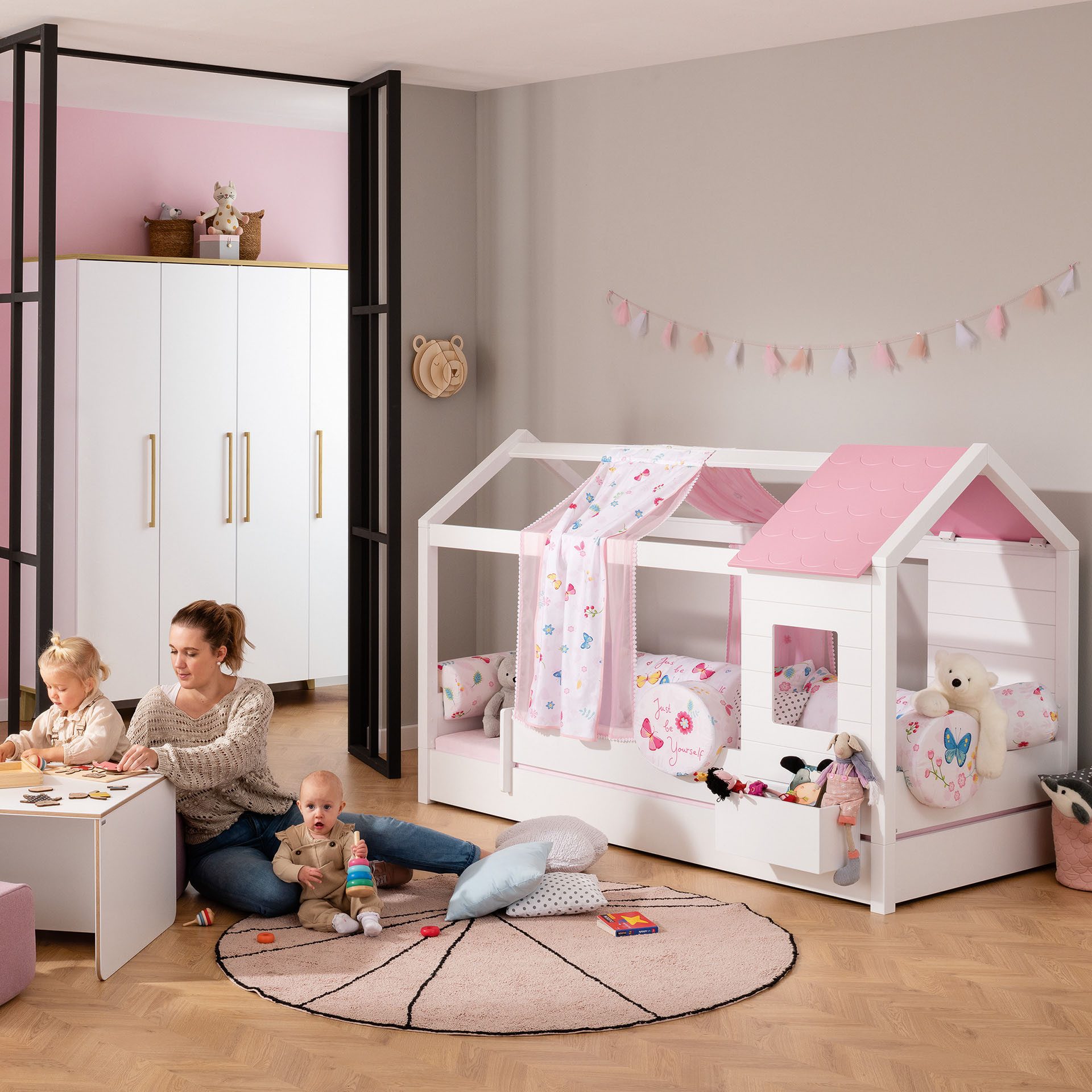 PAIDI Kinderwelten Huisbed TINY HOUSE met valbescherming, individueel aanpasbaar, hoogwaardig afgewerkt