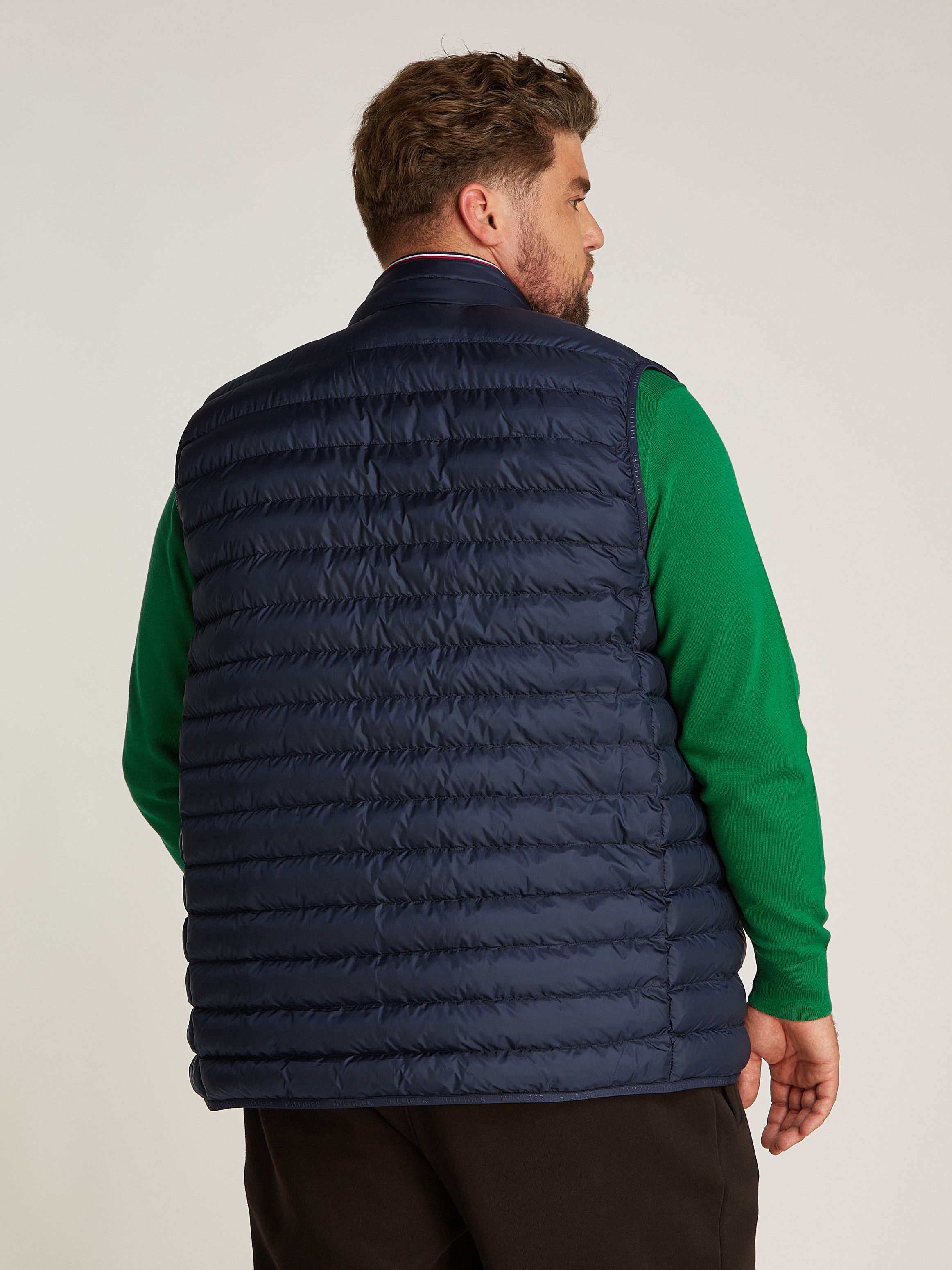 Tommy Hilfiger Bodywarmer BT-PACKABLE RECYCLED VEST-B in grote maten met logo-borduursel op borsthoogte