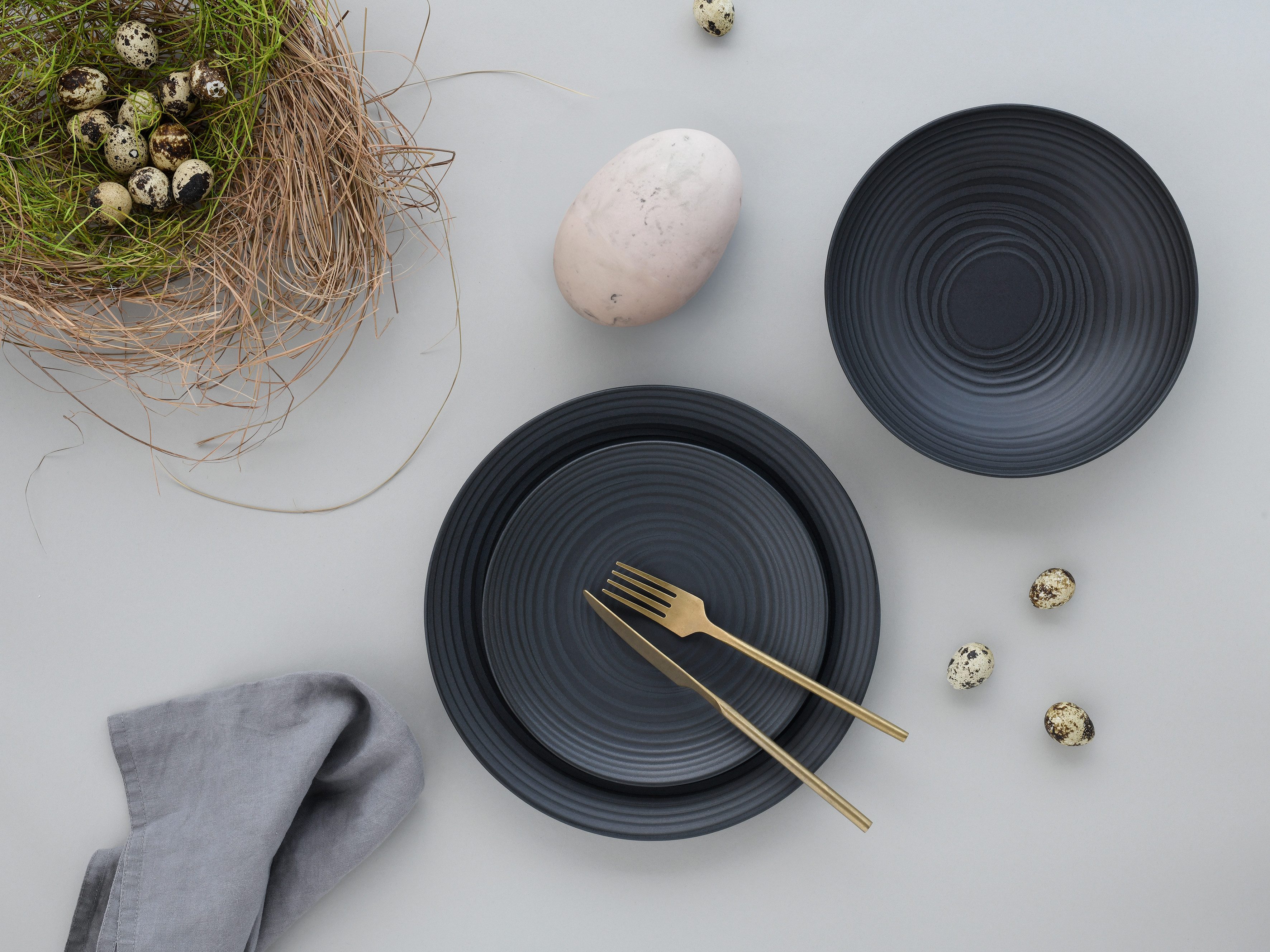 CreaTable Eetservies Servies-set Lava Stone Servies, zwart, reliëfdecor, Made in Europe, 12 delen voor 4 personen (set, 12-delig)