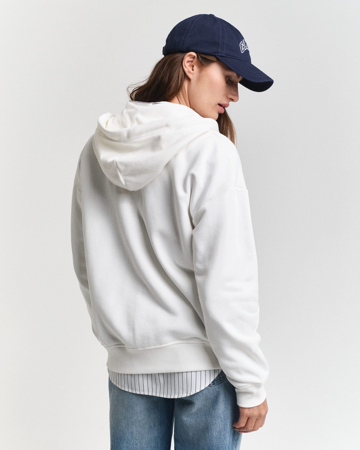 Gant Capuchonsweatvest SHIELD ZIP HOODIE Grafische GANT-borduursel op de borst