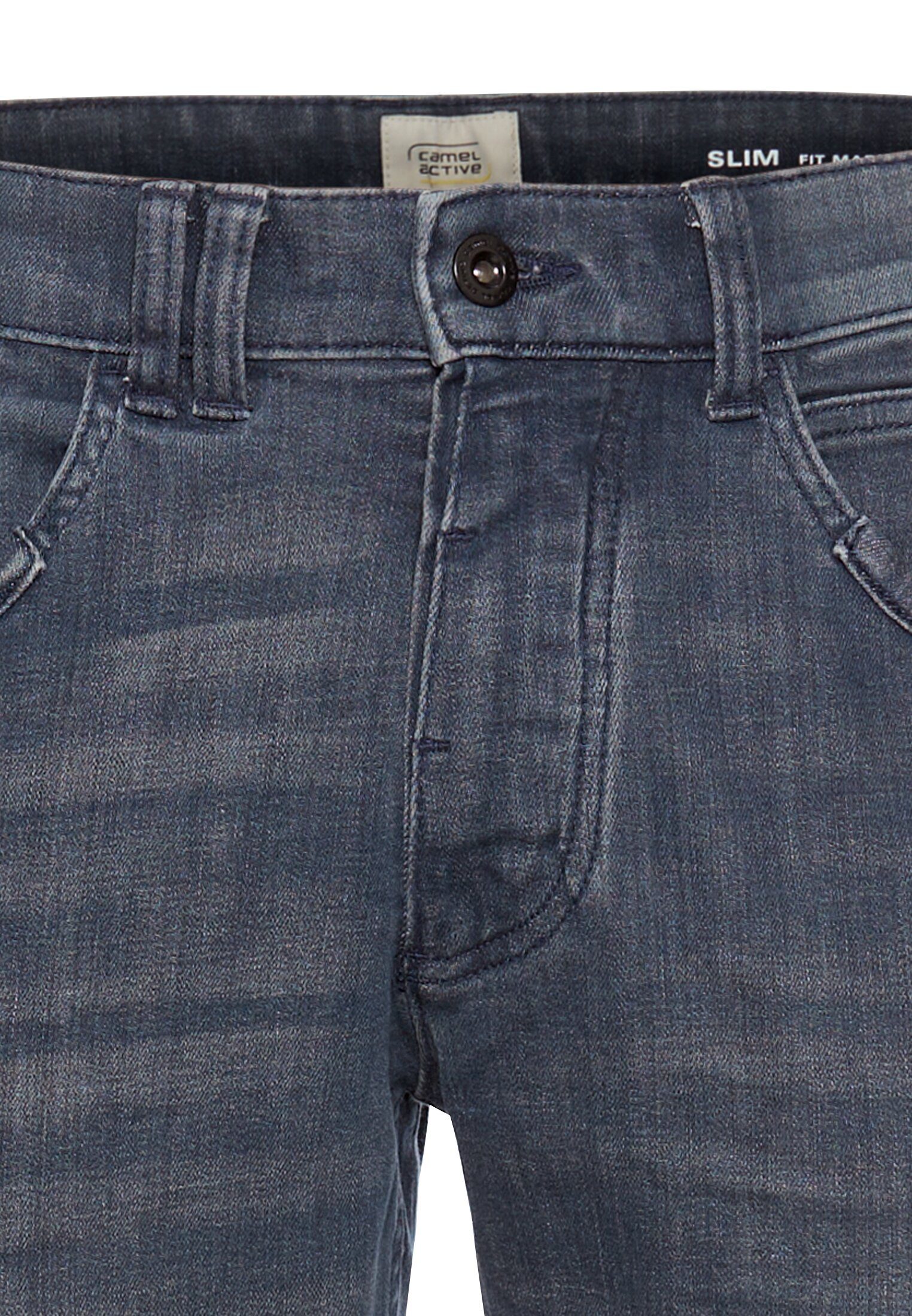 camel active Slim fit jeans met leren badge