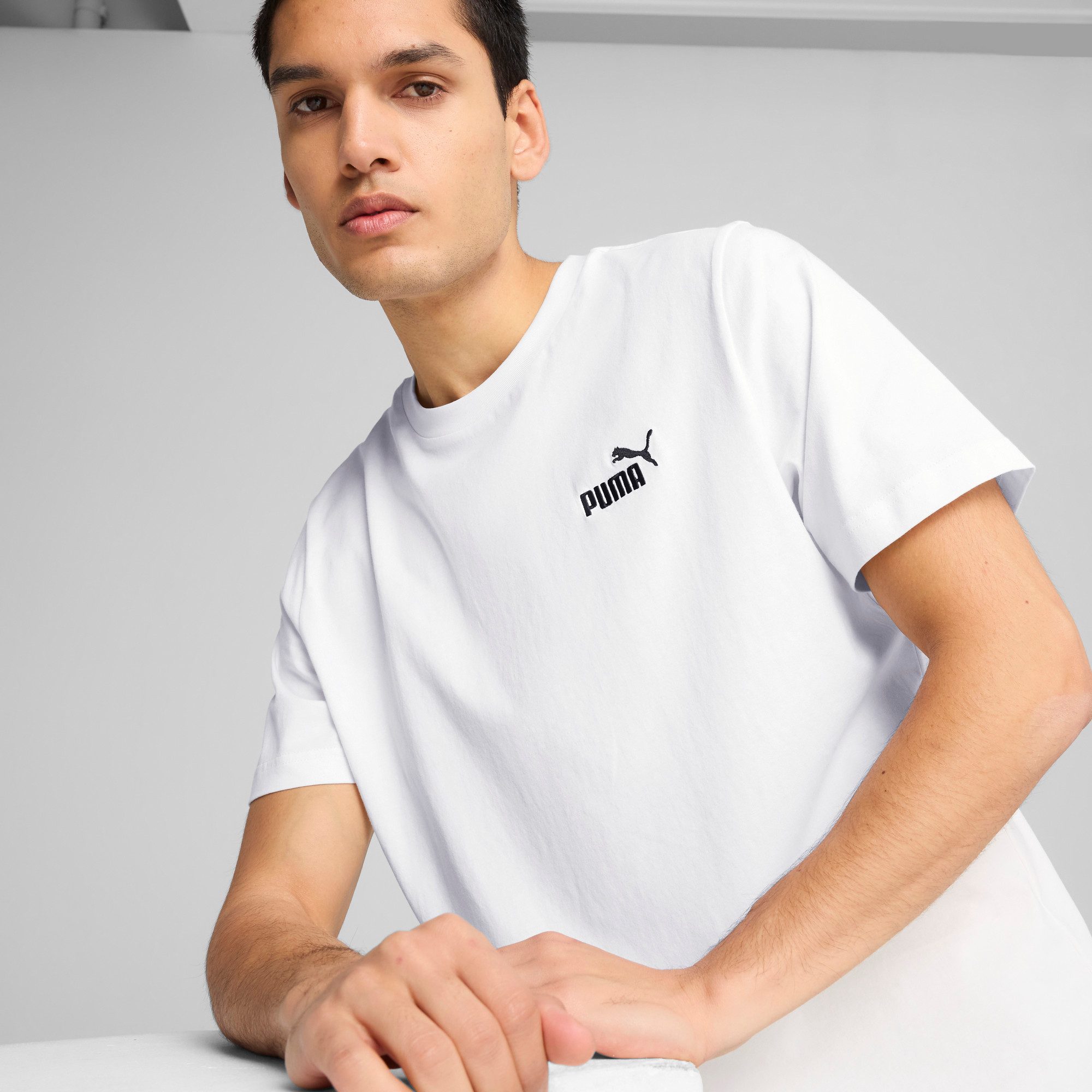 PUMA T-shirt ESS SMALL NO. 1 LOGO TEE