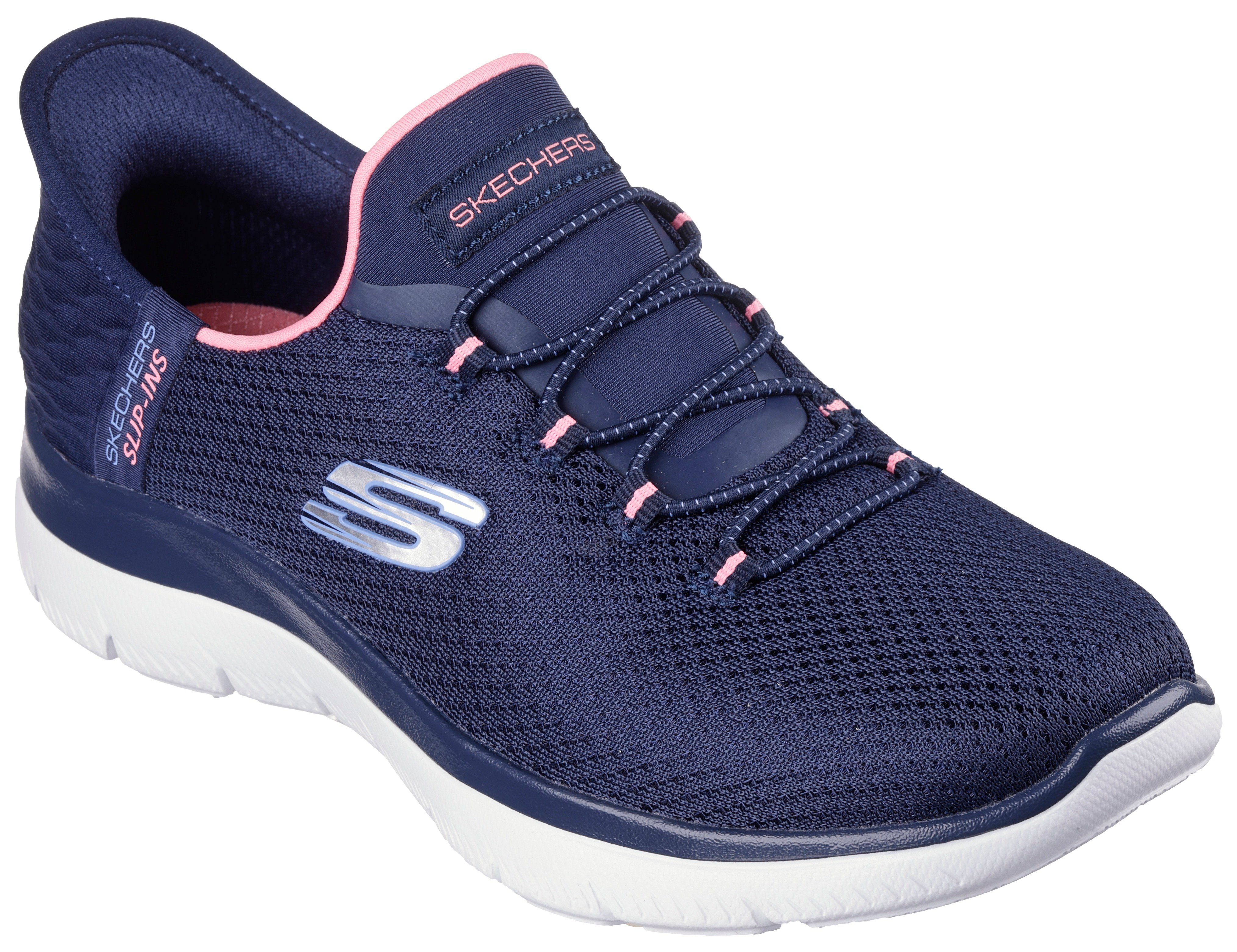 Skechers Slip-on sneakers SUMMITS-DIAMOND DREAM Instapschoen, vrijetijdsschoen met praktische slip-in functie