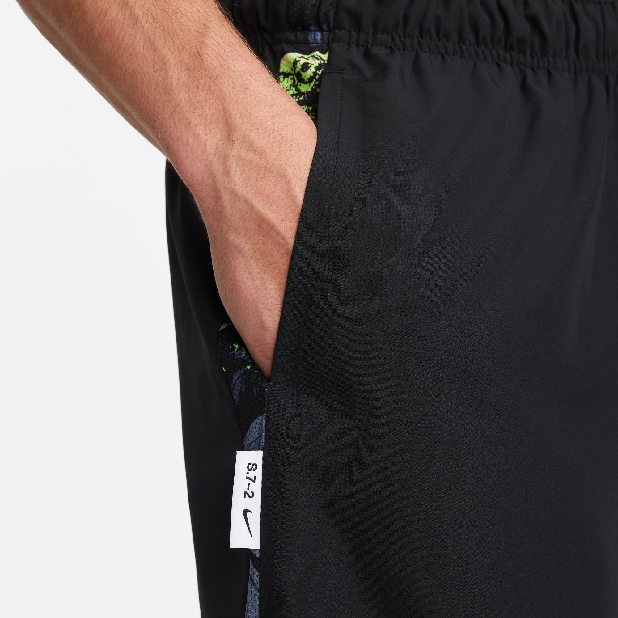 Nike Runningshort DRI-FIT CHALLENGER STUDIO ' MEN'S " UNLINED RUNNING SHORTS