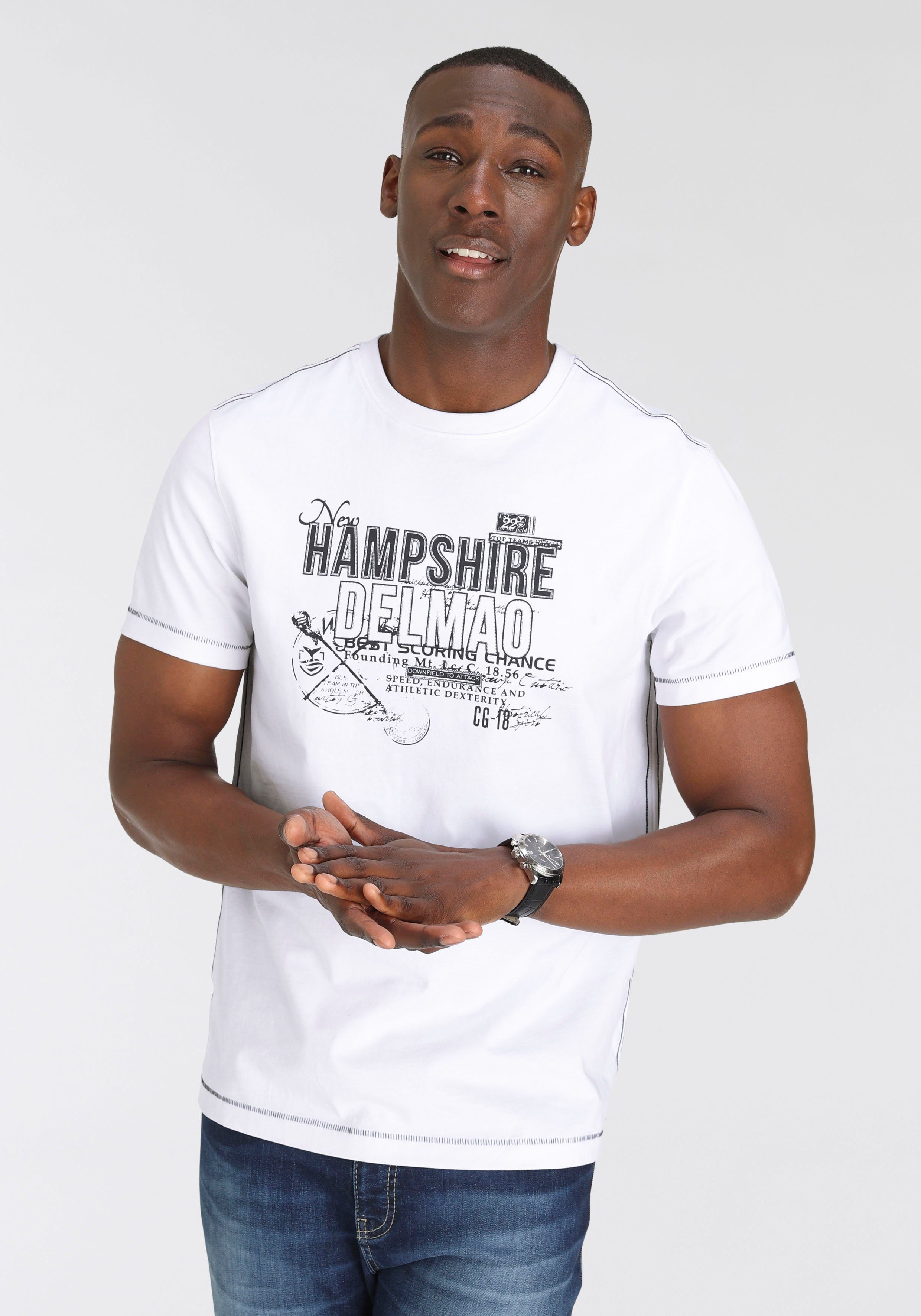DELMAO T-shirt Korte mouw, casual pasvorm, met stijlvolle print, ronde hals