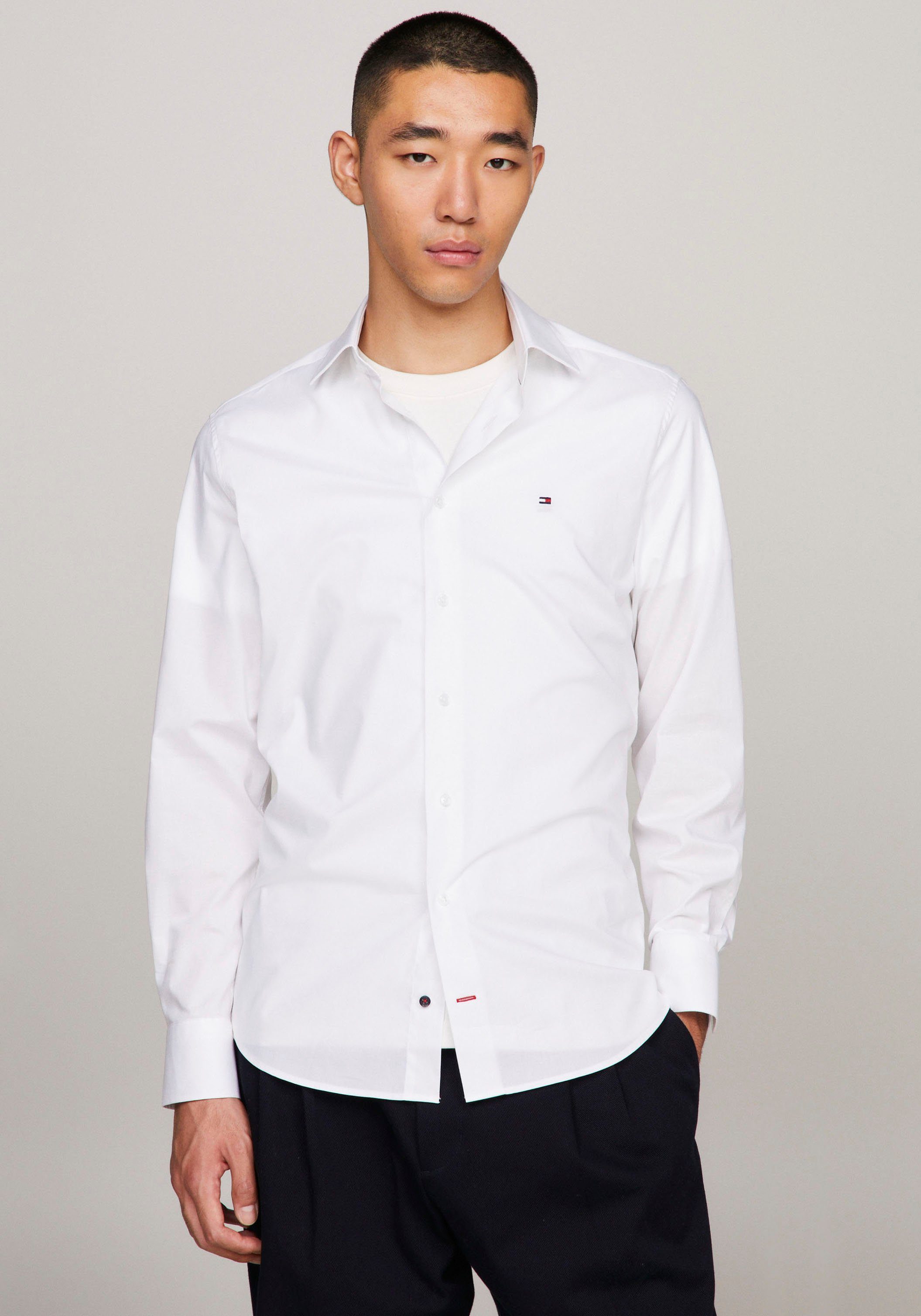 Tommy Hilfiger Overhemd met lange mouwen CL FLEX POPLIN RF SHIRT met logoborduursel op borsthoogte