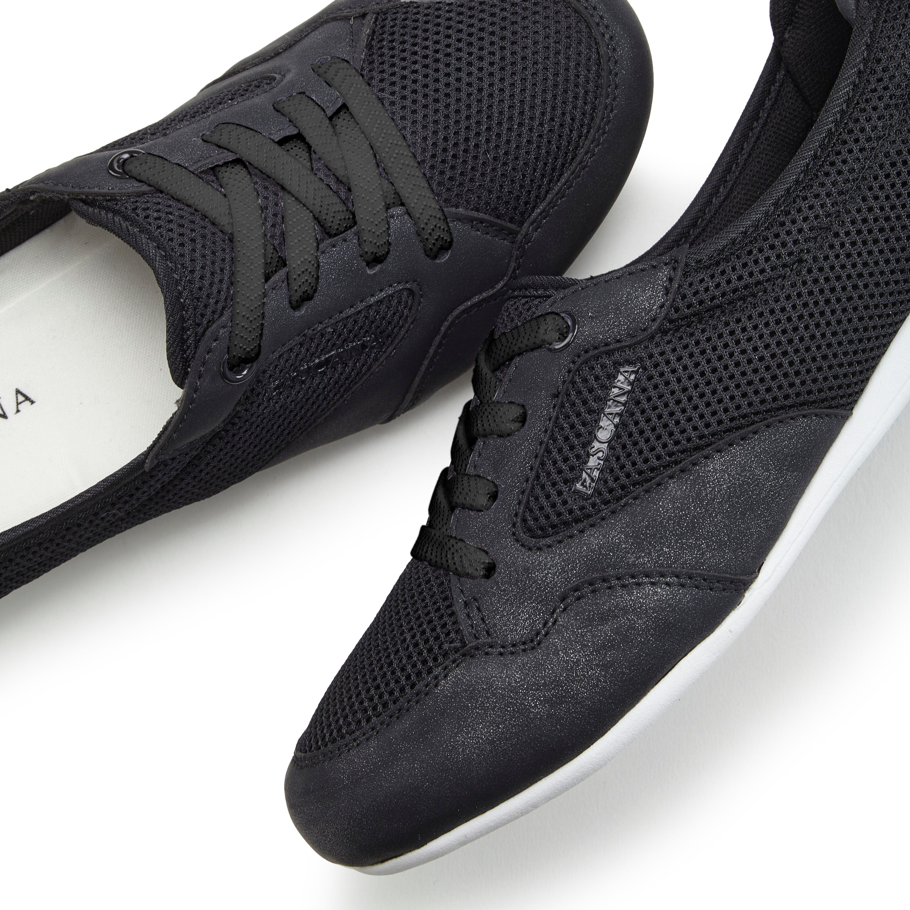 Lascana Sneakers Vrijetijdsschoen, lage schoen, Vrijetijdsschoen, lage schoen in modieuze mesh-look VEGAN