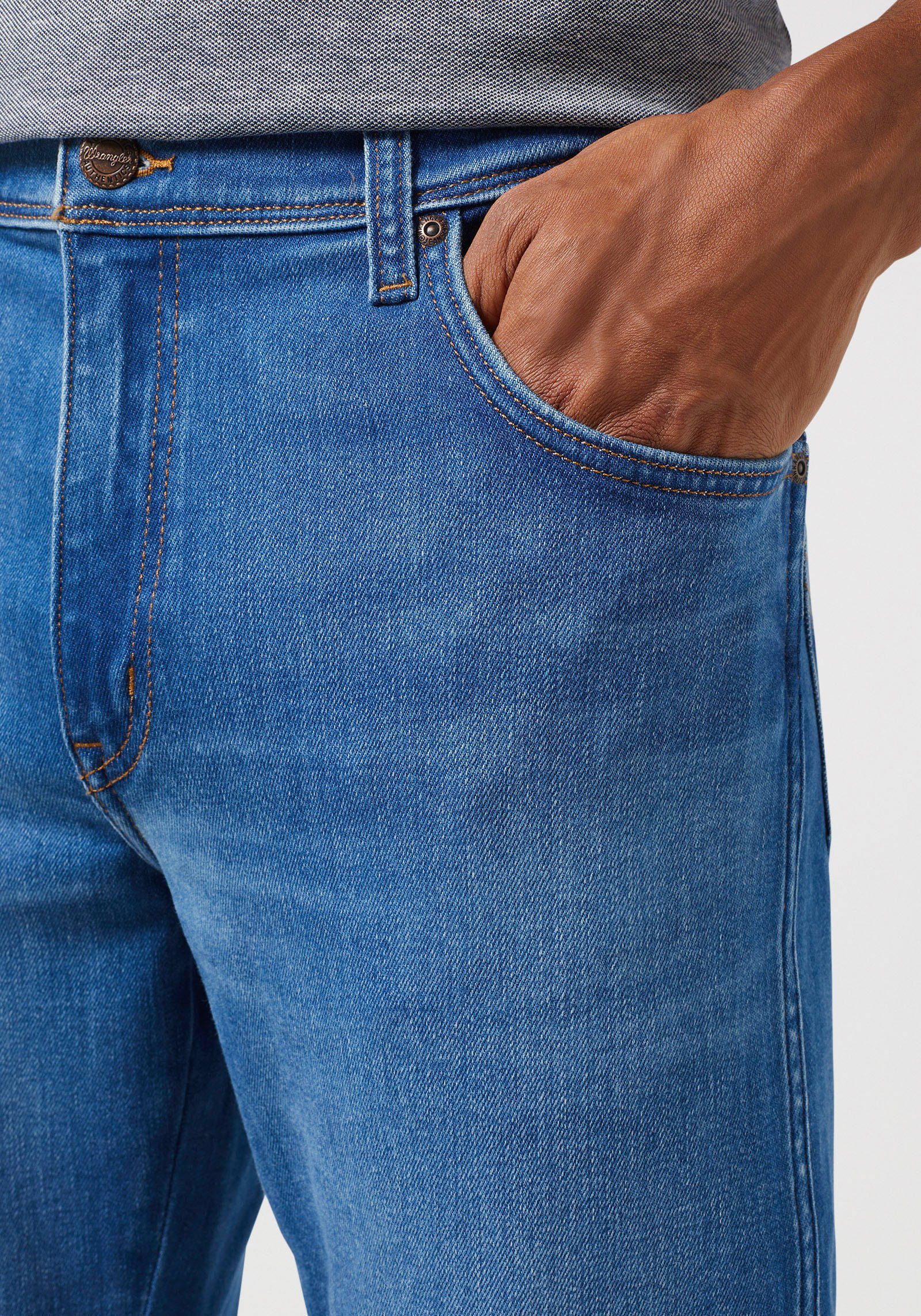 Wrangler Straight jeans TEXAS FREE TO STRETCH Vrij om te rekken materiaal