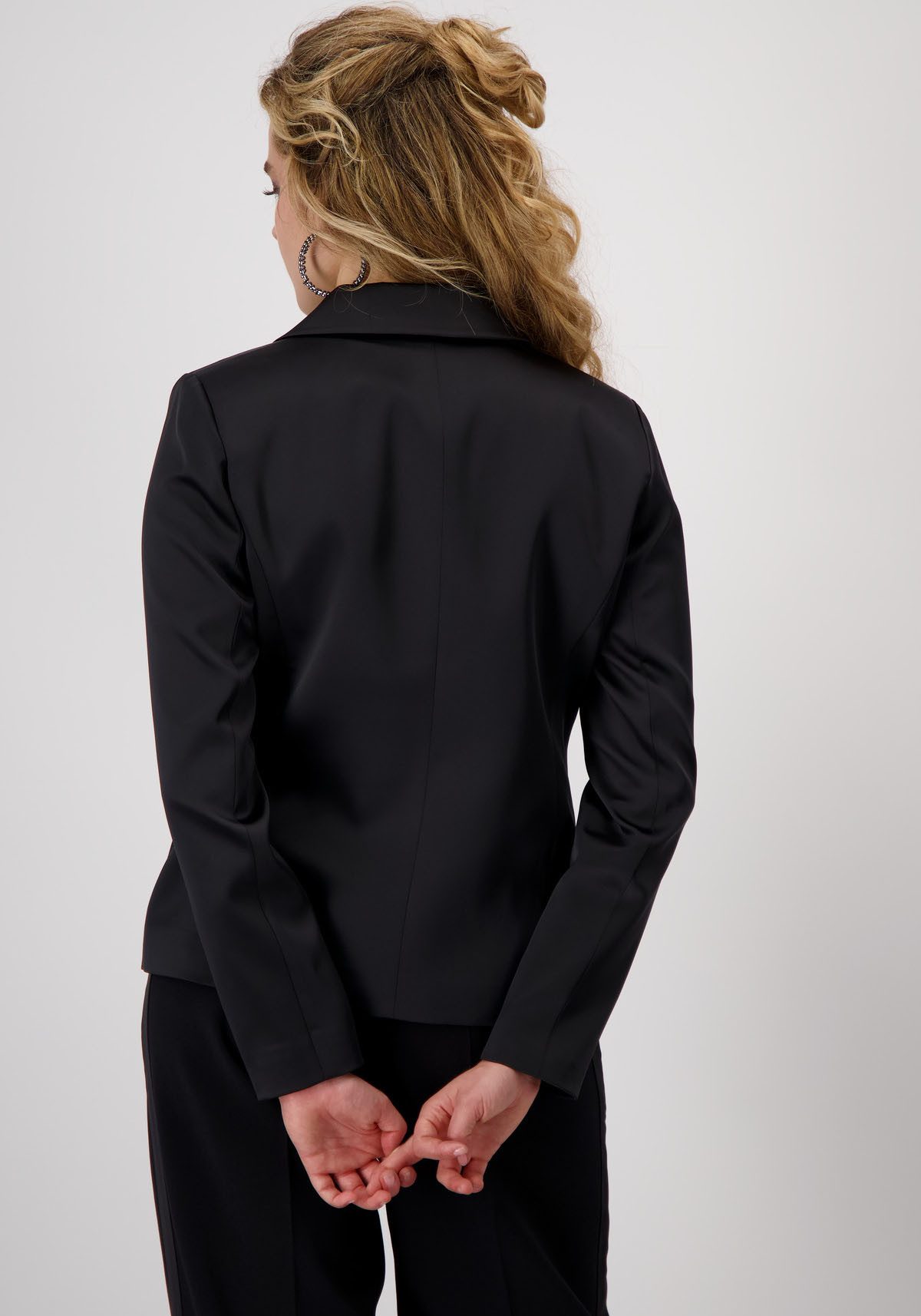 Monari Korte blazer met opgestikte klepzakken