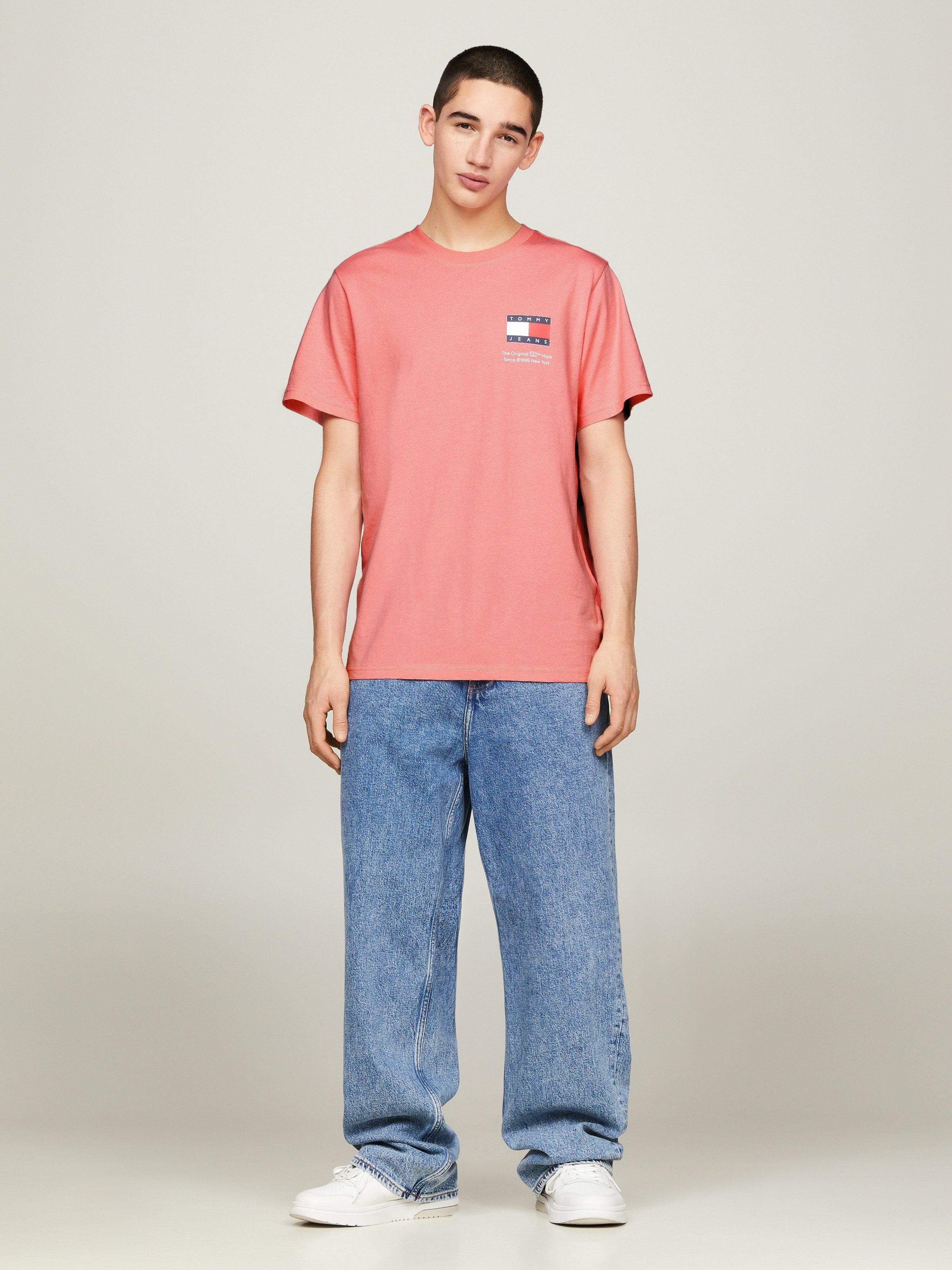 TOMMY JEANS T-shirt TJM SLIM ESSENTIAL FLAG TEE EXT