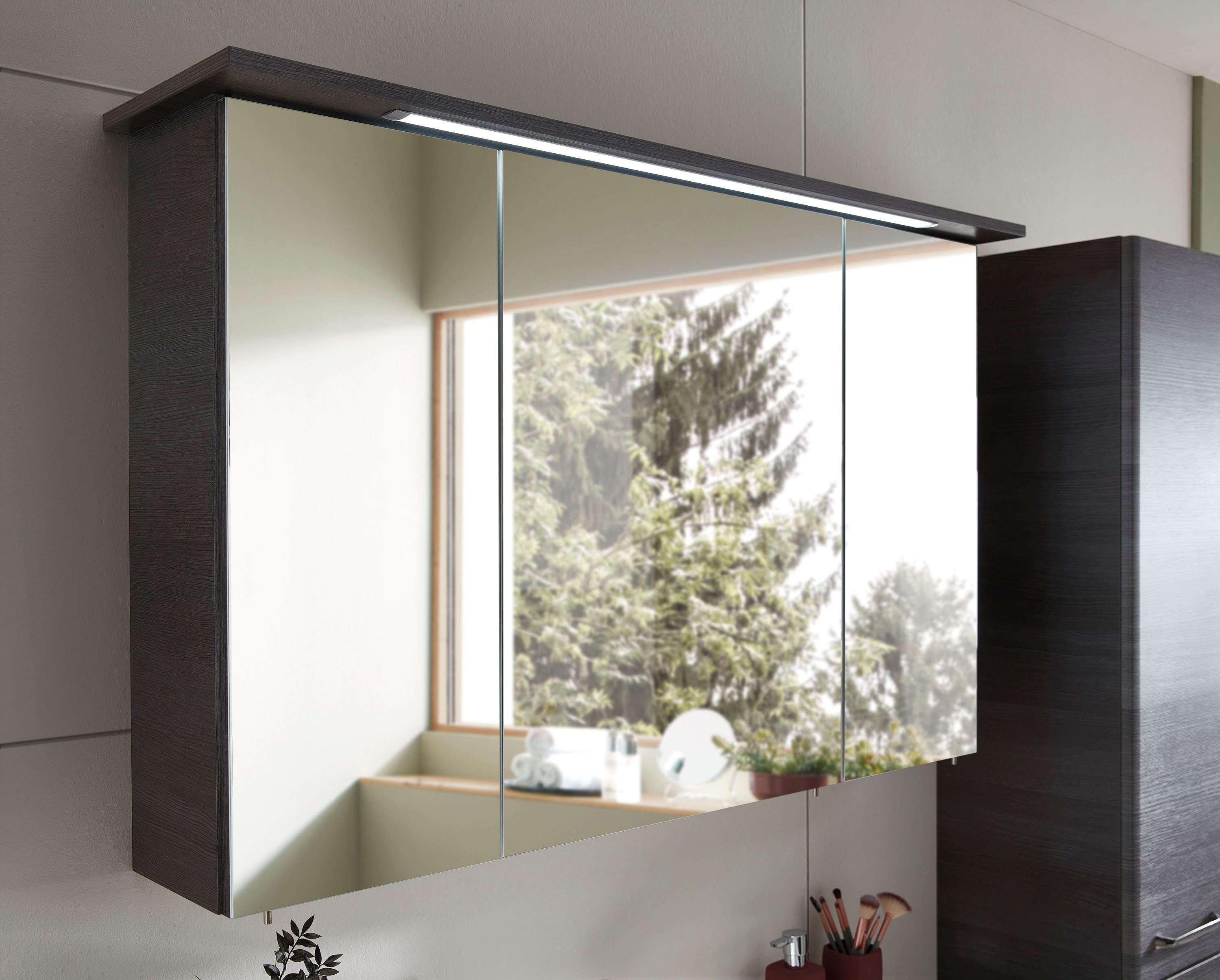 Saphir Badkamerserie Quickset 5-delig, glazen wastafel en LED-spiegelkast Hoge kast, onderkast, hangend kastje, inclusief deurdemper (6-delig)