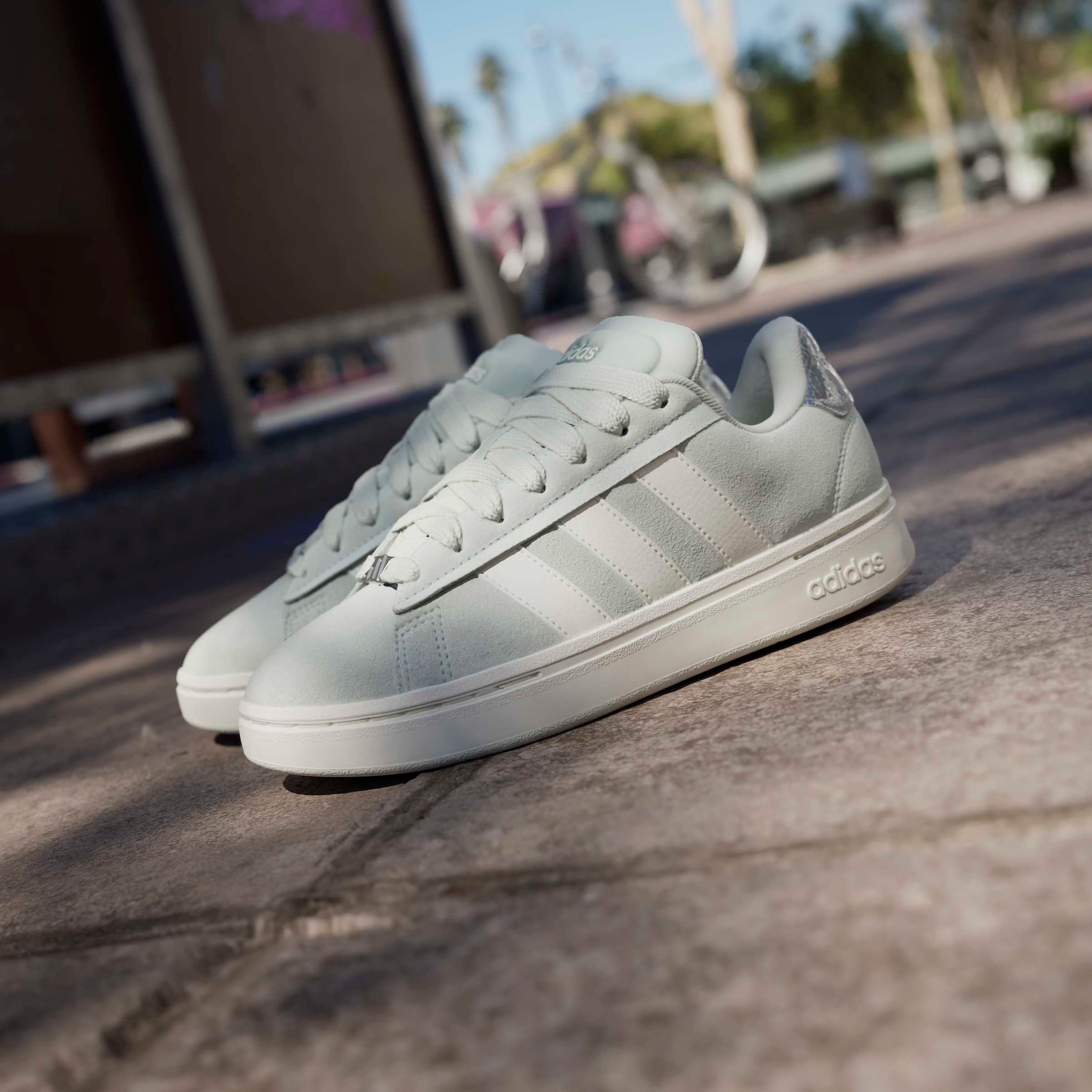 adidas Sportswear Sneakers GRAND COURT ALPHA 00S Design geïnspireerd door de adidas Campus 00