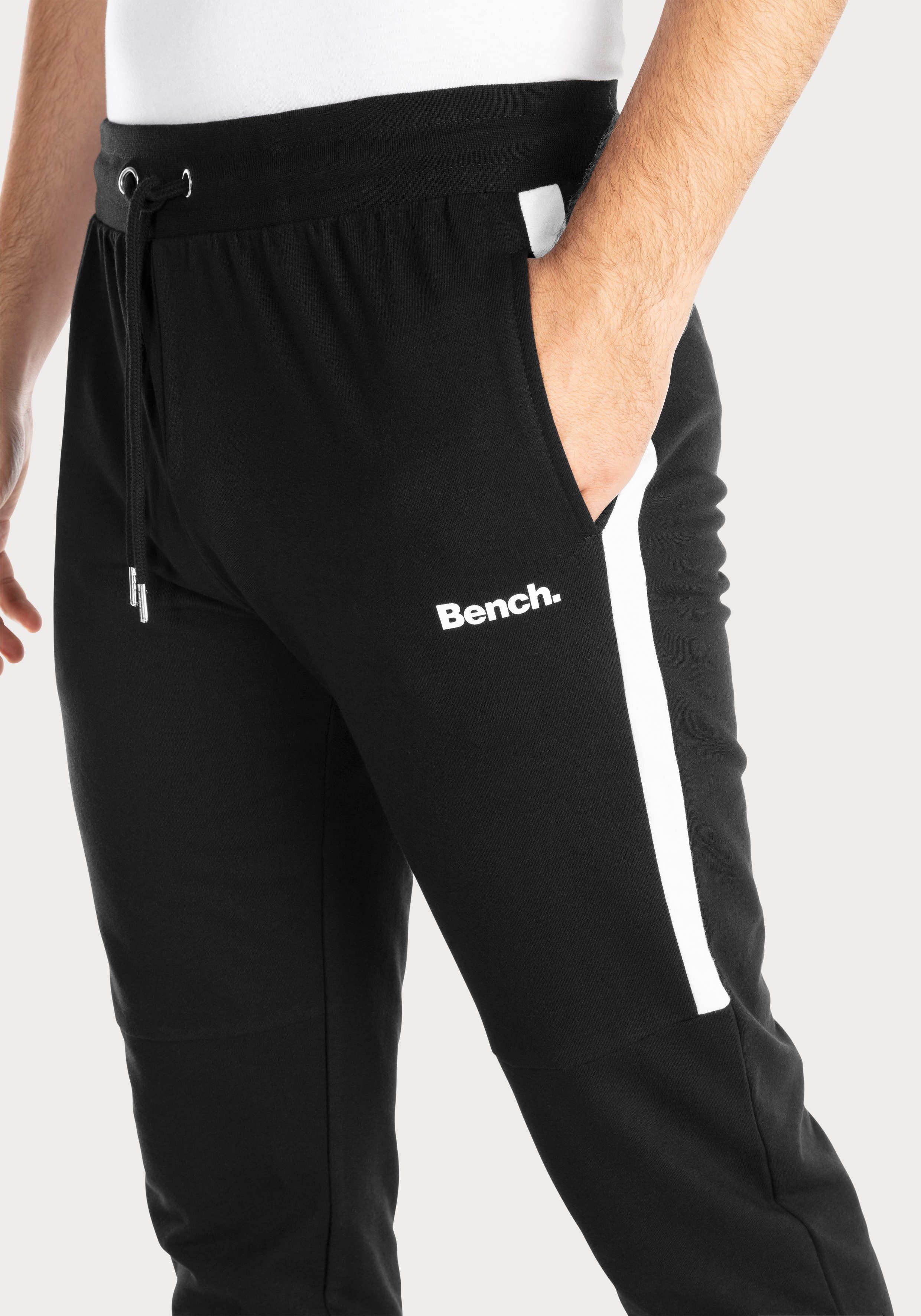 Bench. Loungewear Sweatbroek met boord onder aan de pijpen