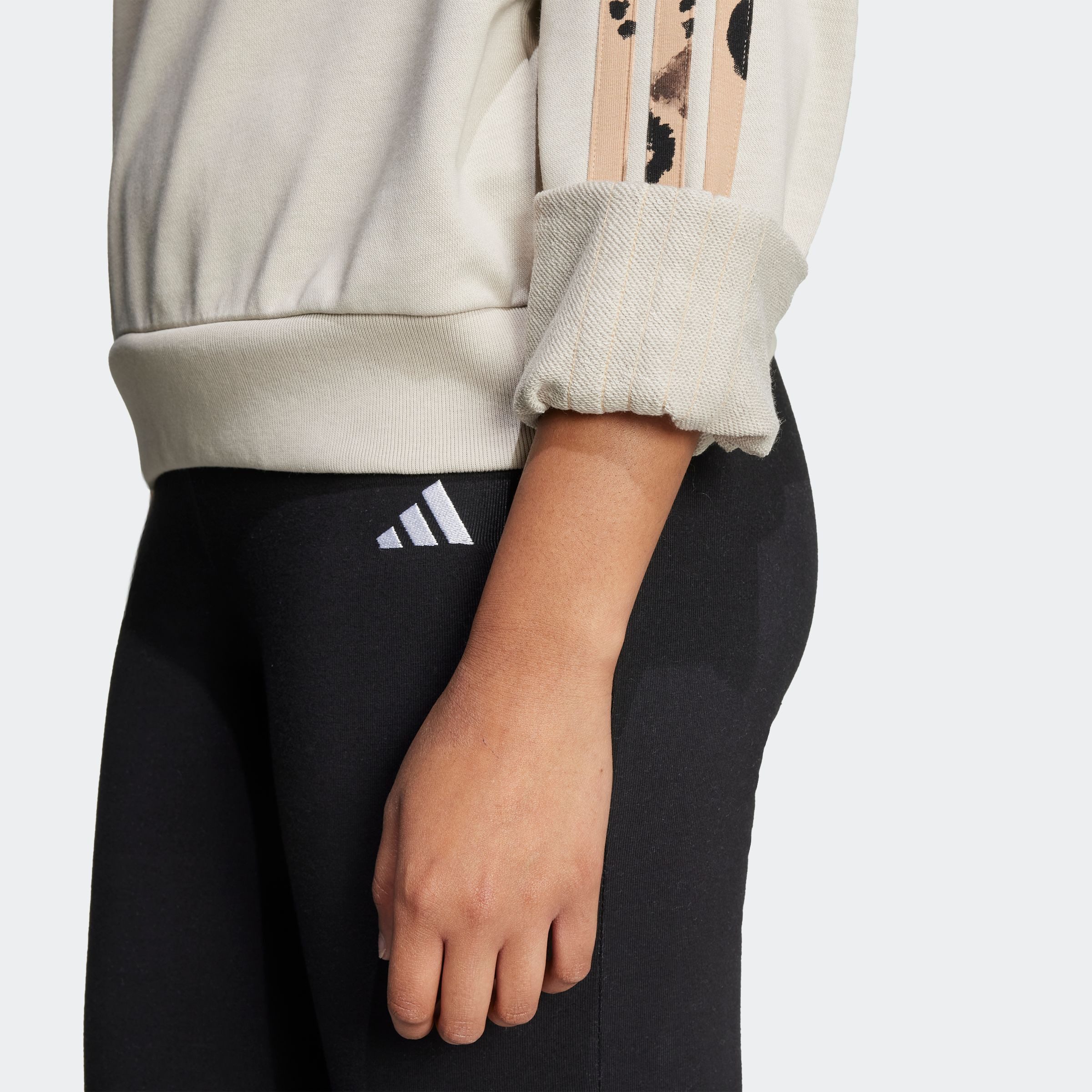 adidas Sportswear Sweatshirt W AOP SWT